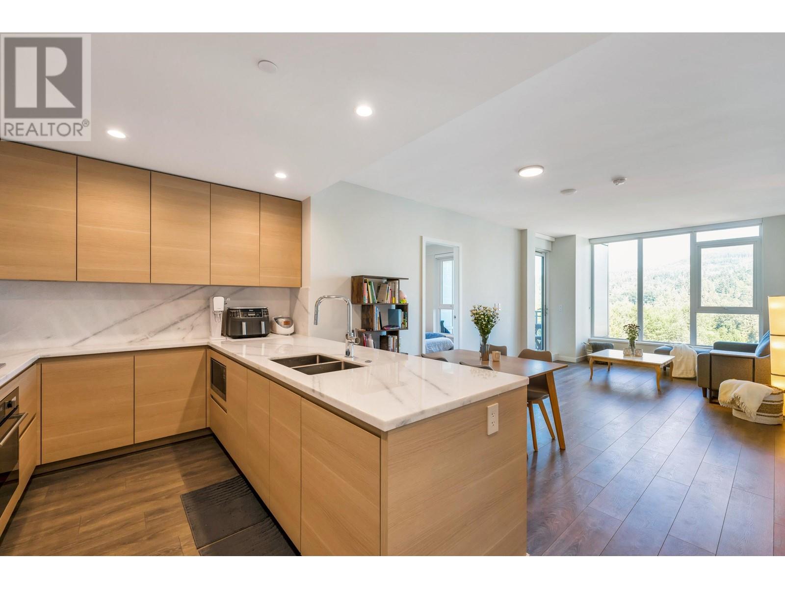 1301 305 Morrissey Road, Port Moody, British Columbia  V3H 0M3 - Photo 3 - R2821356