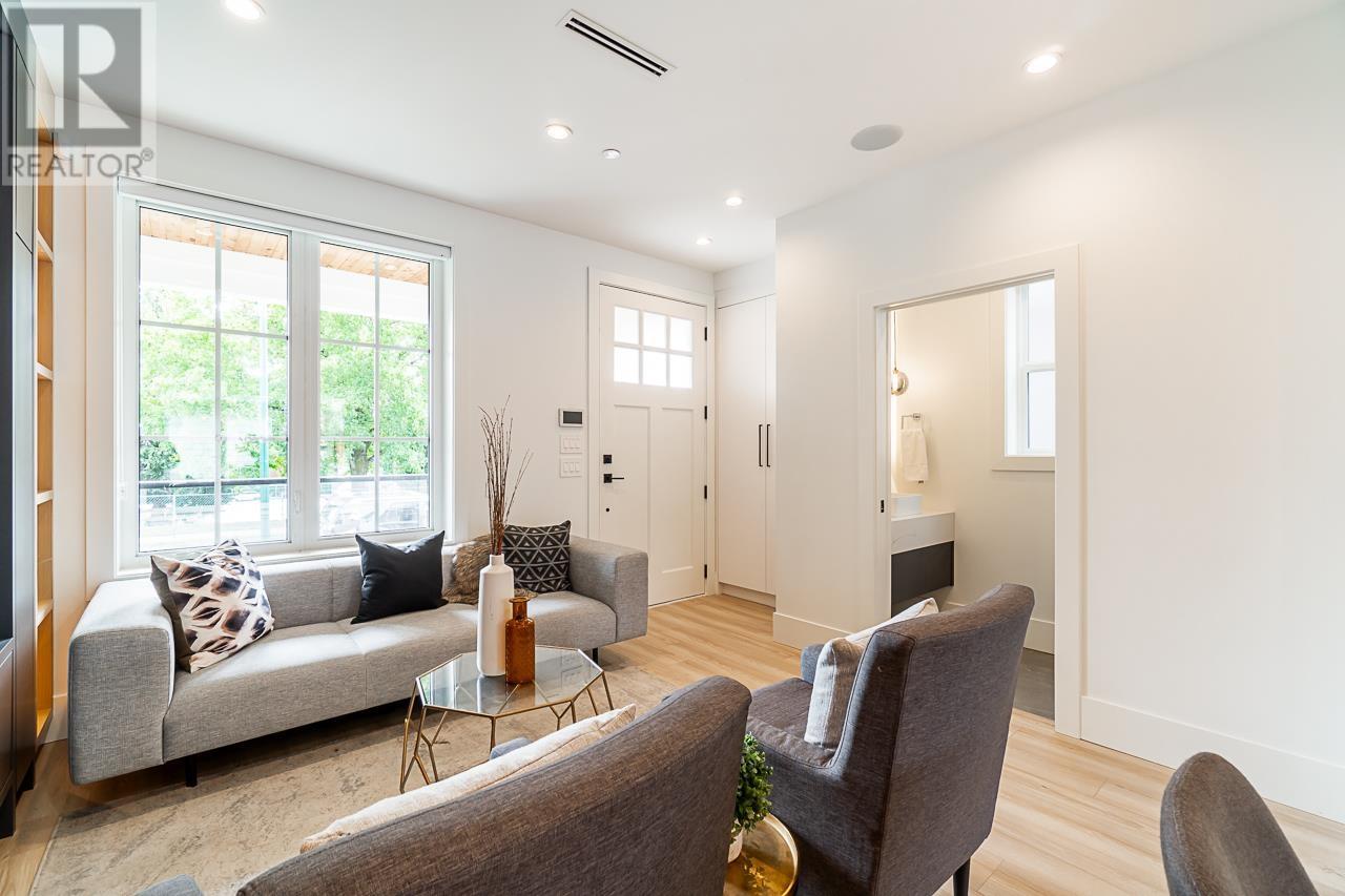 453 E 61st Avenue, Vancouver, British Columbia  V5X 2B7 - Photo 6 - R2821380