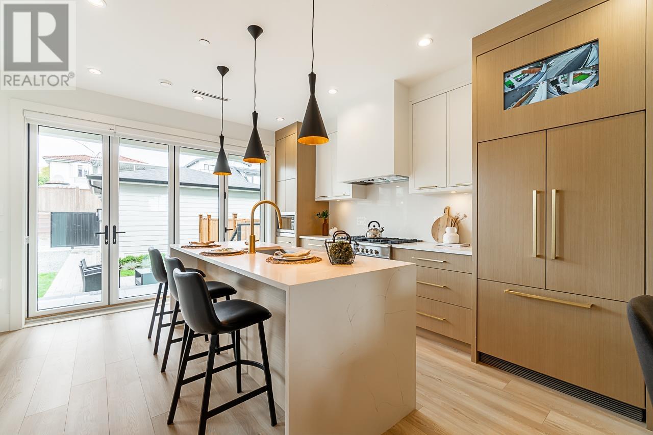 453 E 61st Avenue, Vancouver, British Columbia  V5X 2B7 - Photo 9 - R2821380