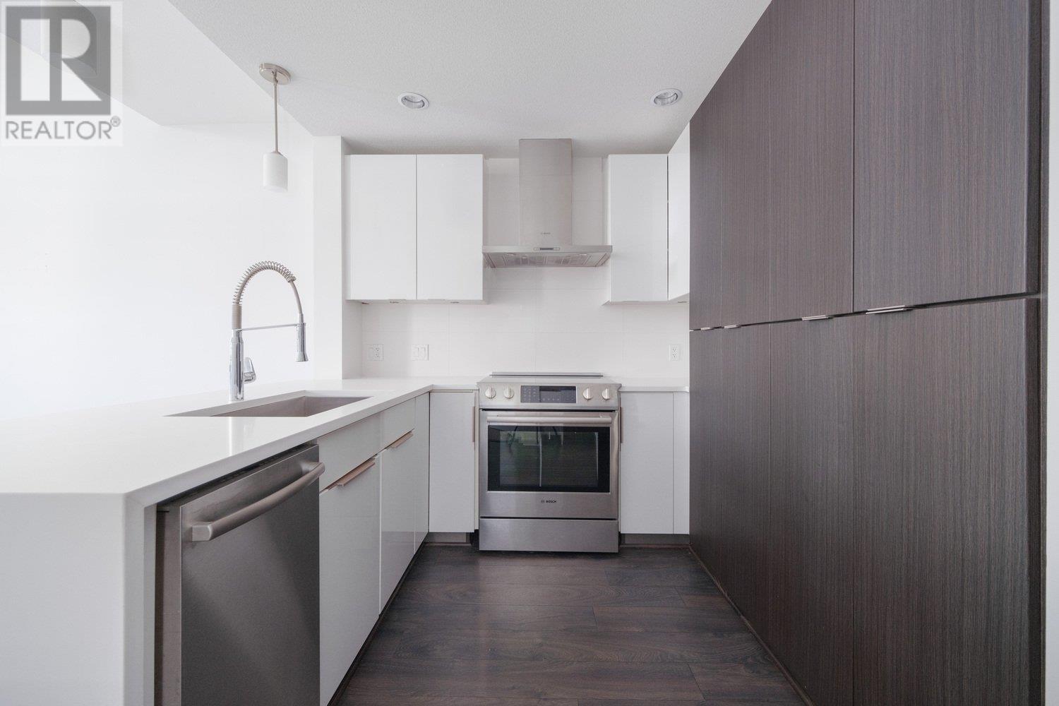 612 733 W 3rd Street, North Vancouver, British Columbia  V7M 0C8 - Photo 2 - R2821431