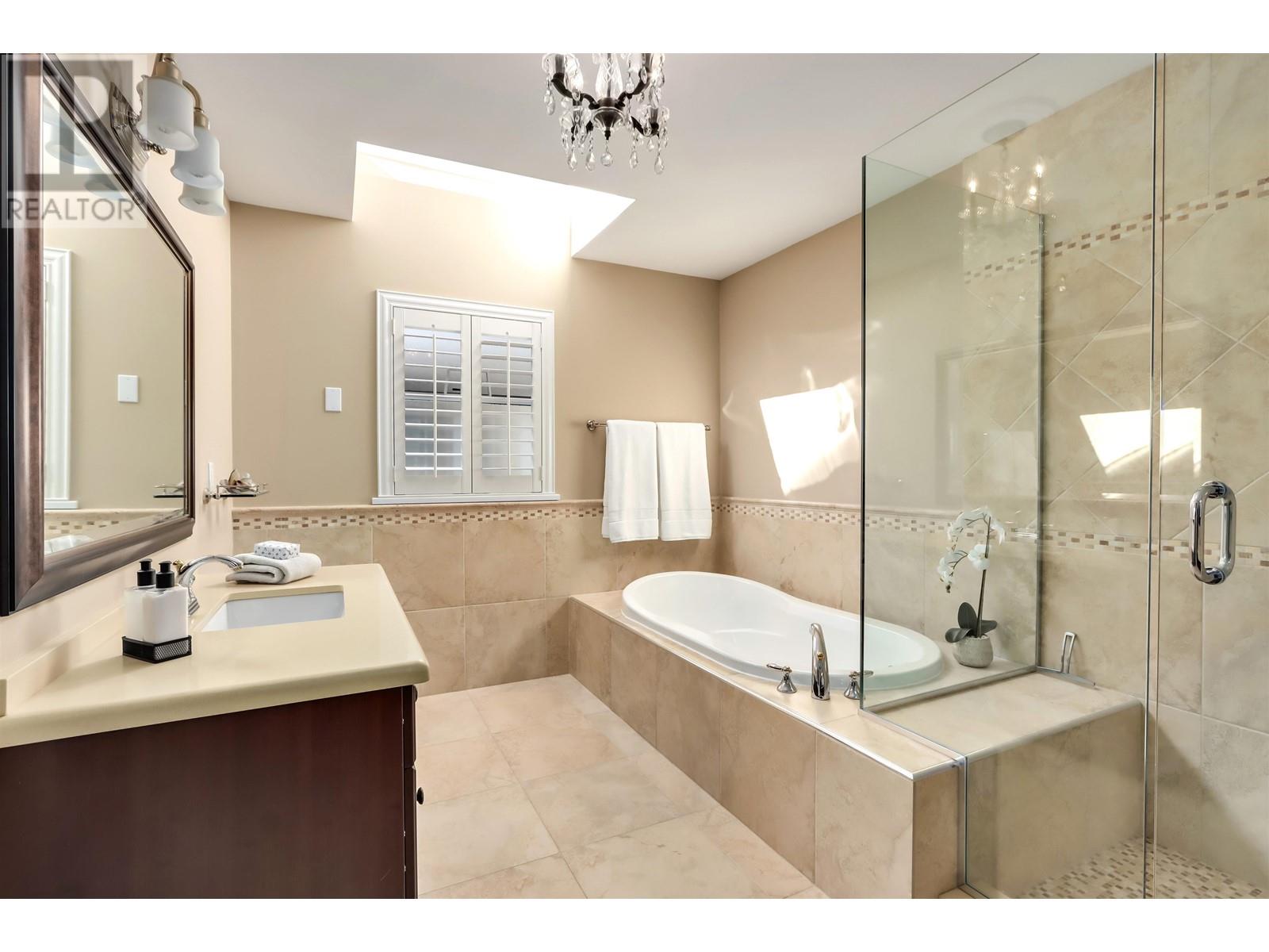 4368 Craigflower Drive, Richmond, British Columbia  V7C 4W3 - Photo 21 - R2821352