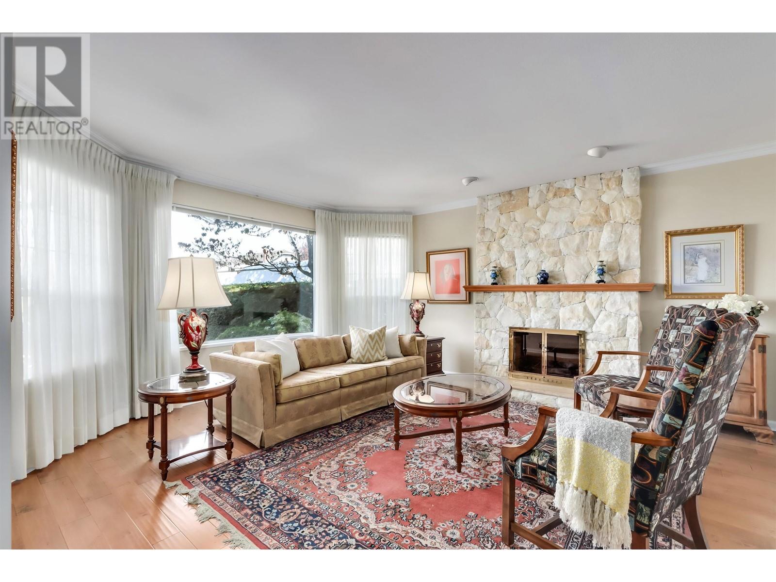 4368 Craigflower Drive, Richmond, British Columbia  V7C 4W3 - Photo 4 - R2821352