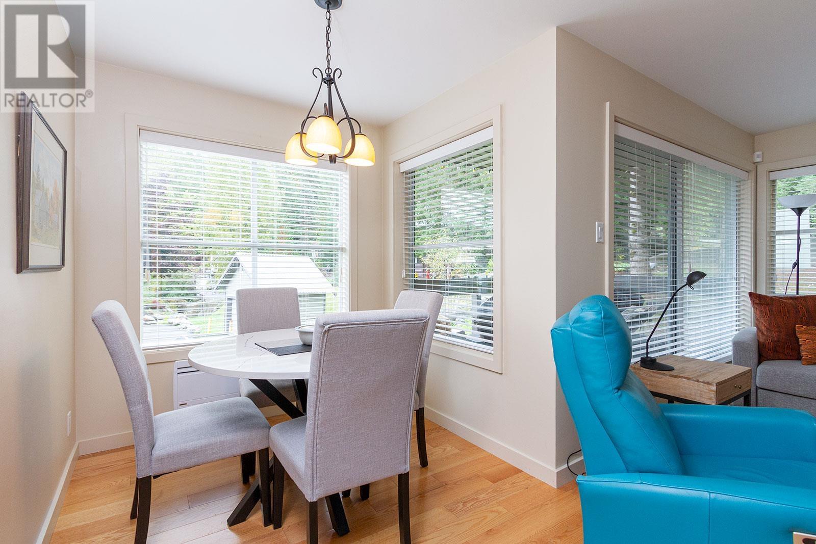 2 2217 Marmot Place, Whistler, British Columbia  V8E 0B4 - Photo 5 - R2821362
