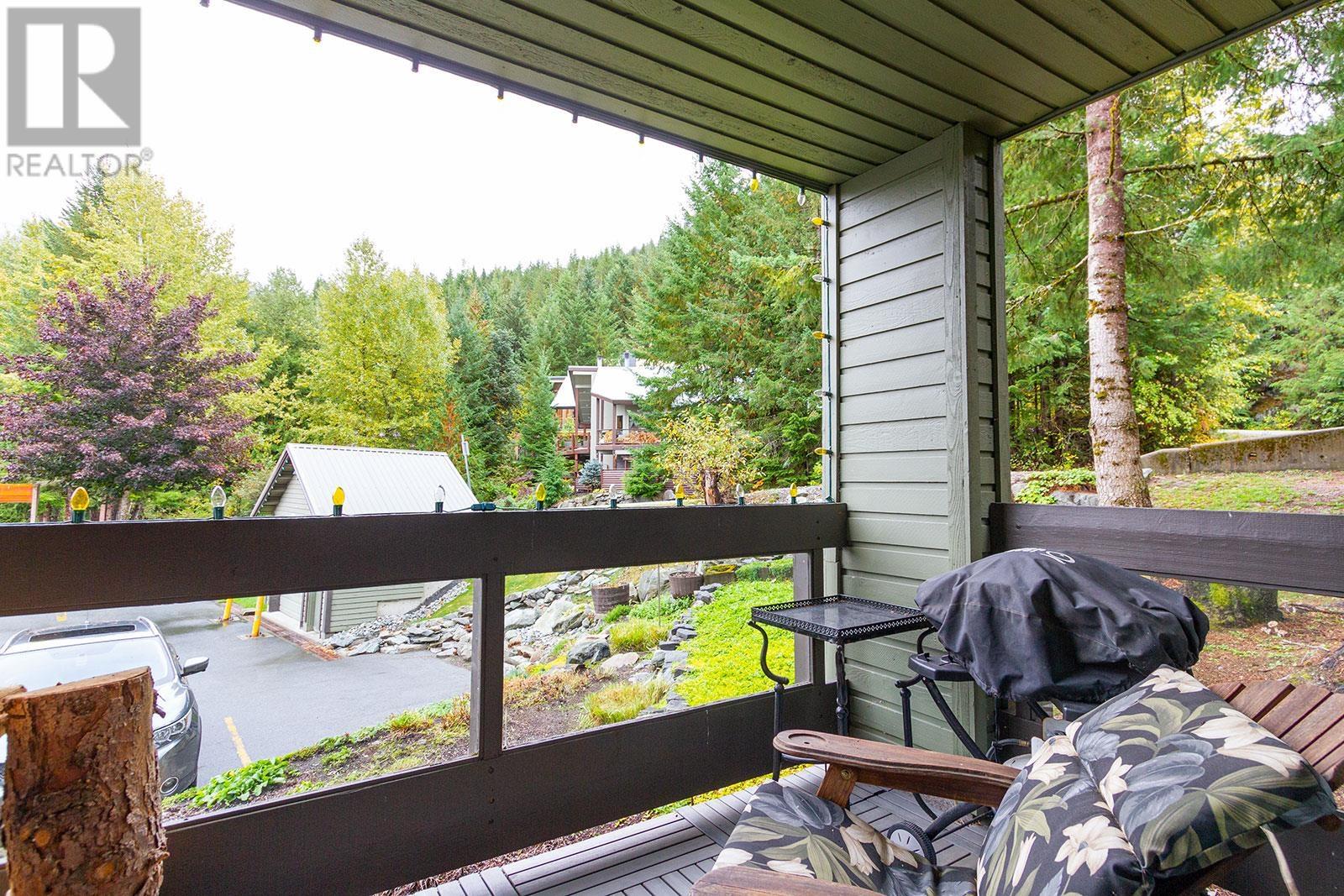 2 2217 Marmot Place, Whistler, British Columbia  V8E 0B4 - Photo 7 - R2821362