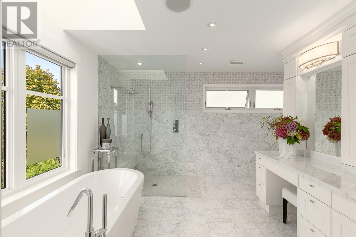 1353 Walnut Street, Vancouver, British Columbia  V6J 3R2 - Photo 21 - R2821425