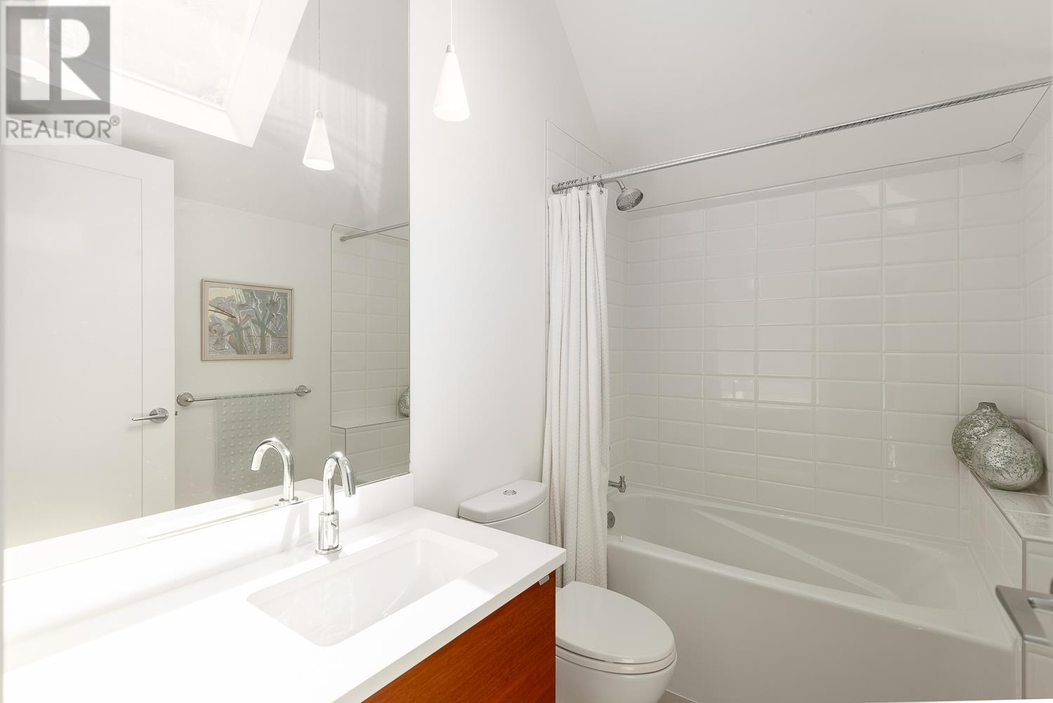 1353 Walnut Street, Vancouver, British Columbia  V6J 3R2 - Photo 25 - R2821425