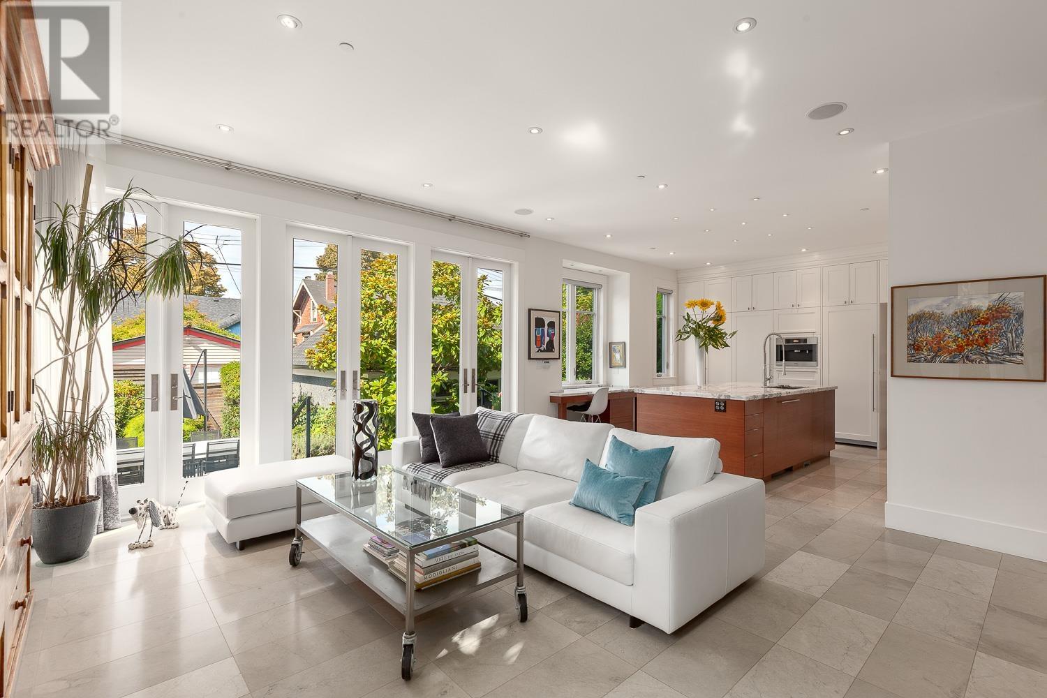 1353 Walnut Street, Vancouver, British Columbia  V6J 3R2 - Photo 4 - R2821425