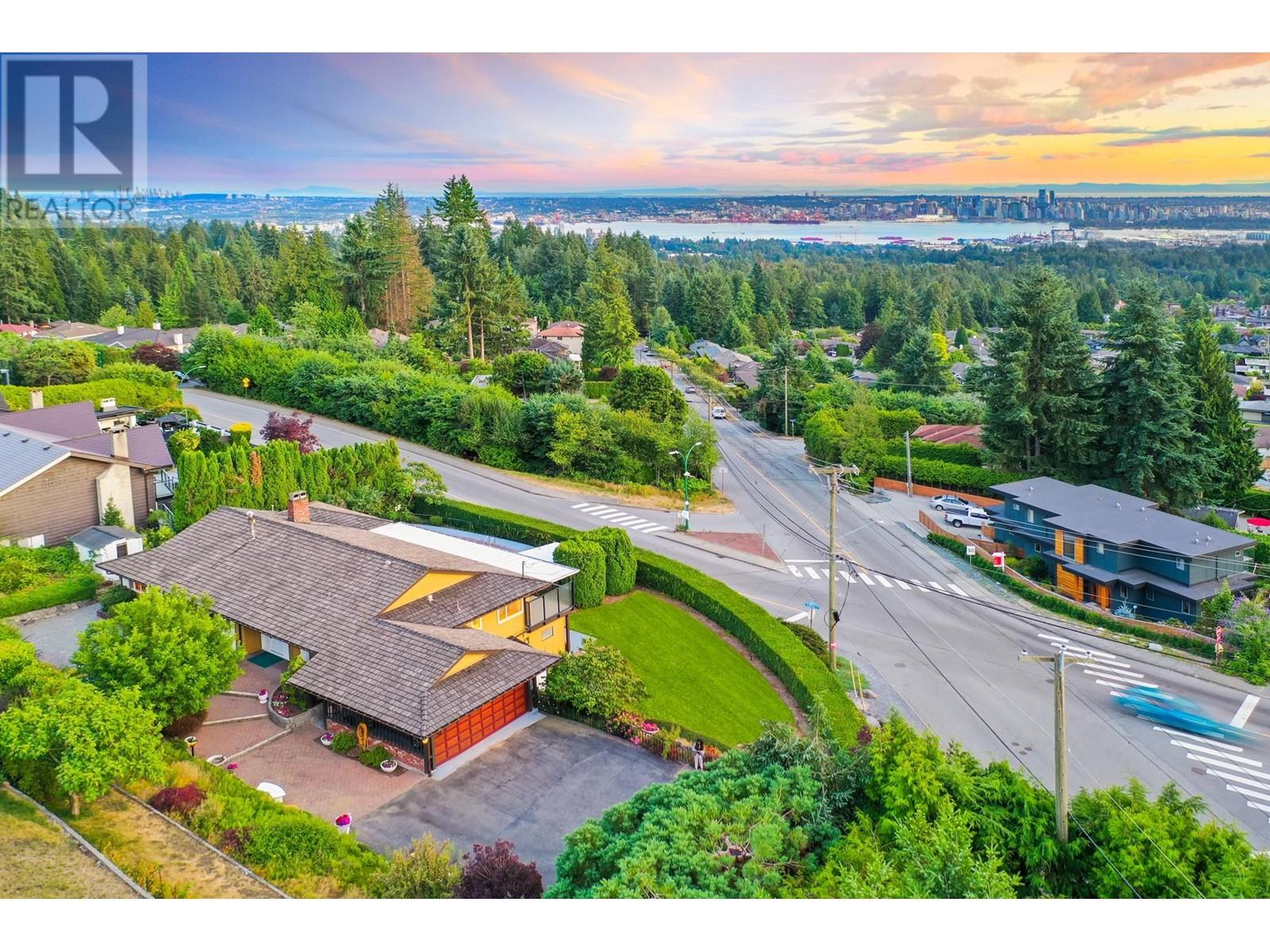 4360 Delbrook Avenue, North Vancouver, British Columbia  V7N 4A3 - Photo 8 - R2821448