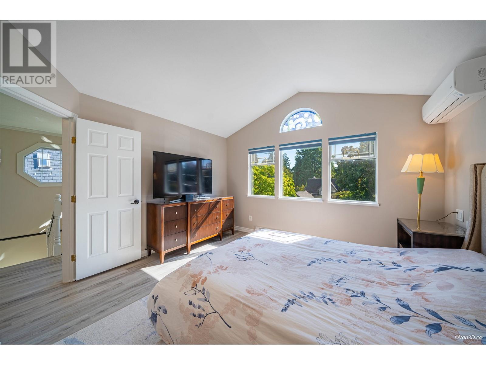 311 Liverpool Street, New Westminster, British Columbia  V3L 1K4 - Photo 18 - R2821325