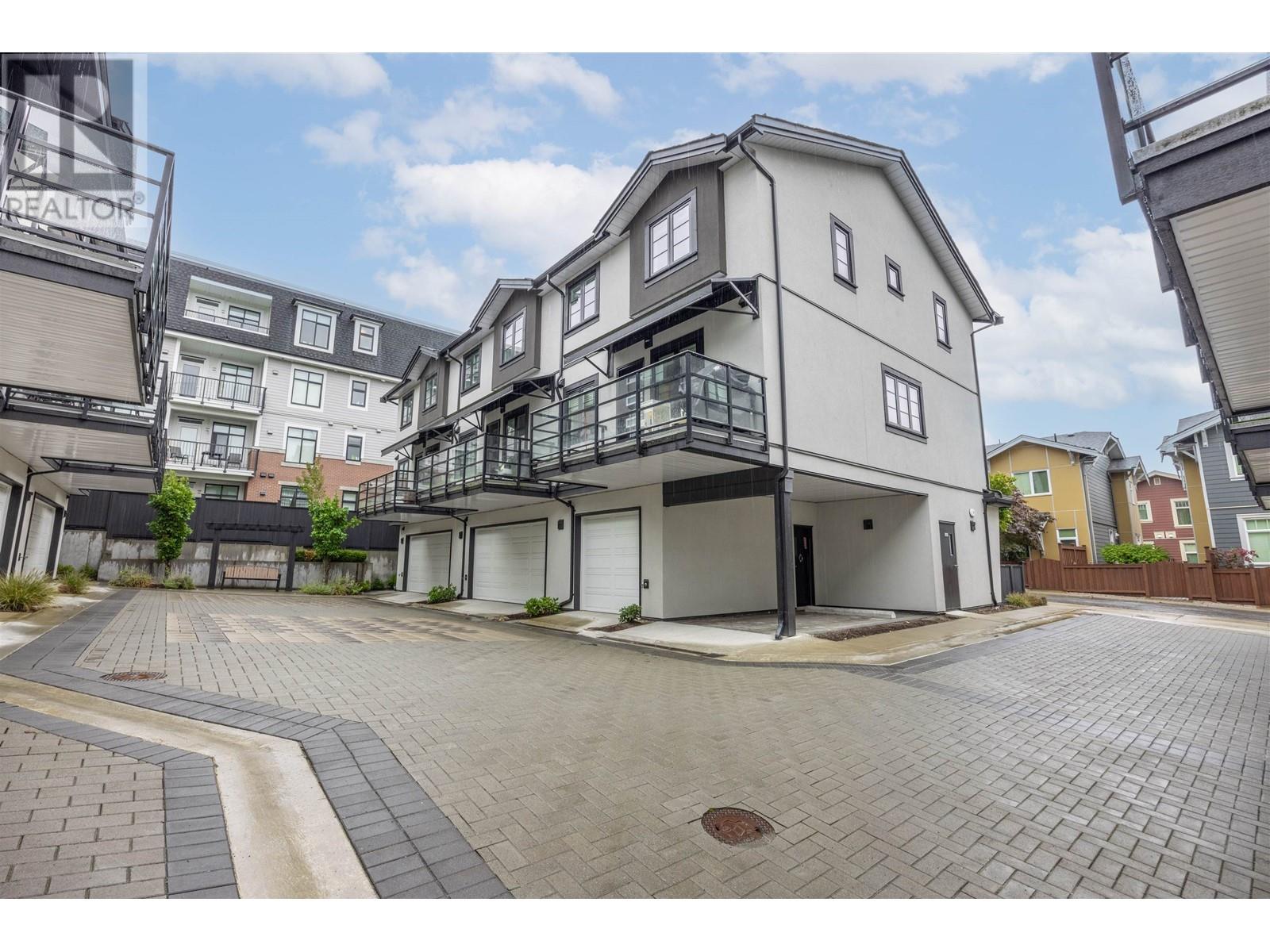106 806 Gauthier Avenue, Coquitlam, British Columbia  V3K 1R9 - Photo 2 - R2821000