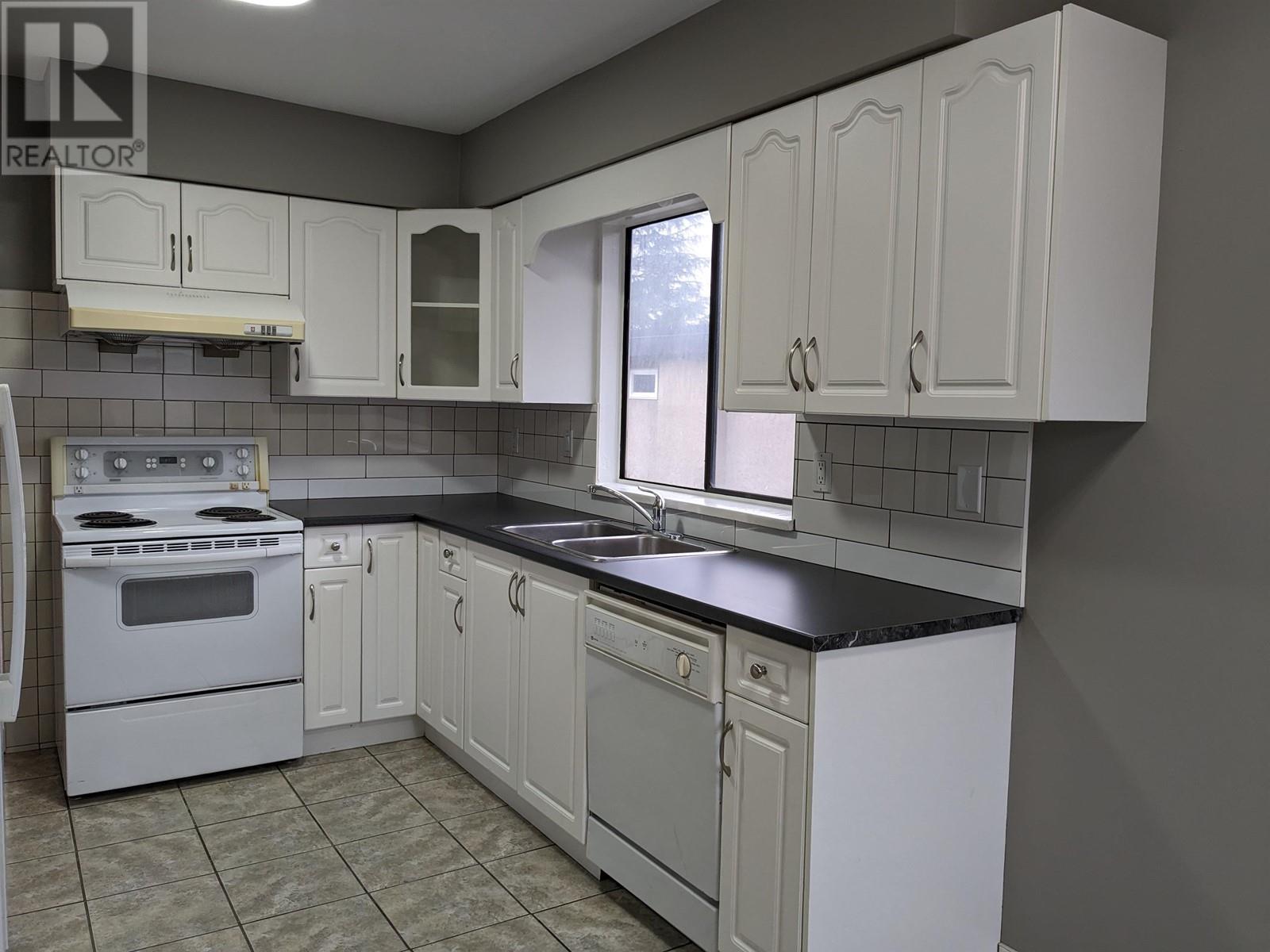 10520 Agassiz Court, Richmond, British Columbia  V7A 4K2 - Photo 6 - R2819892