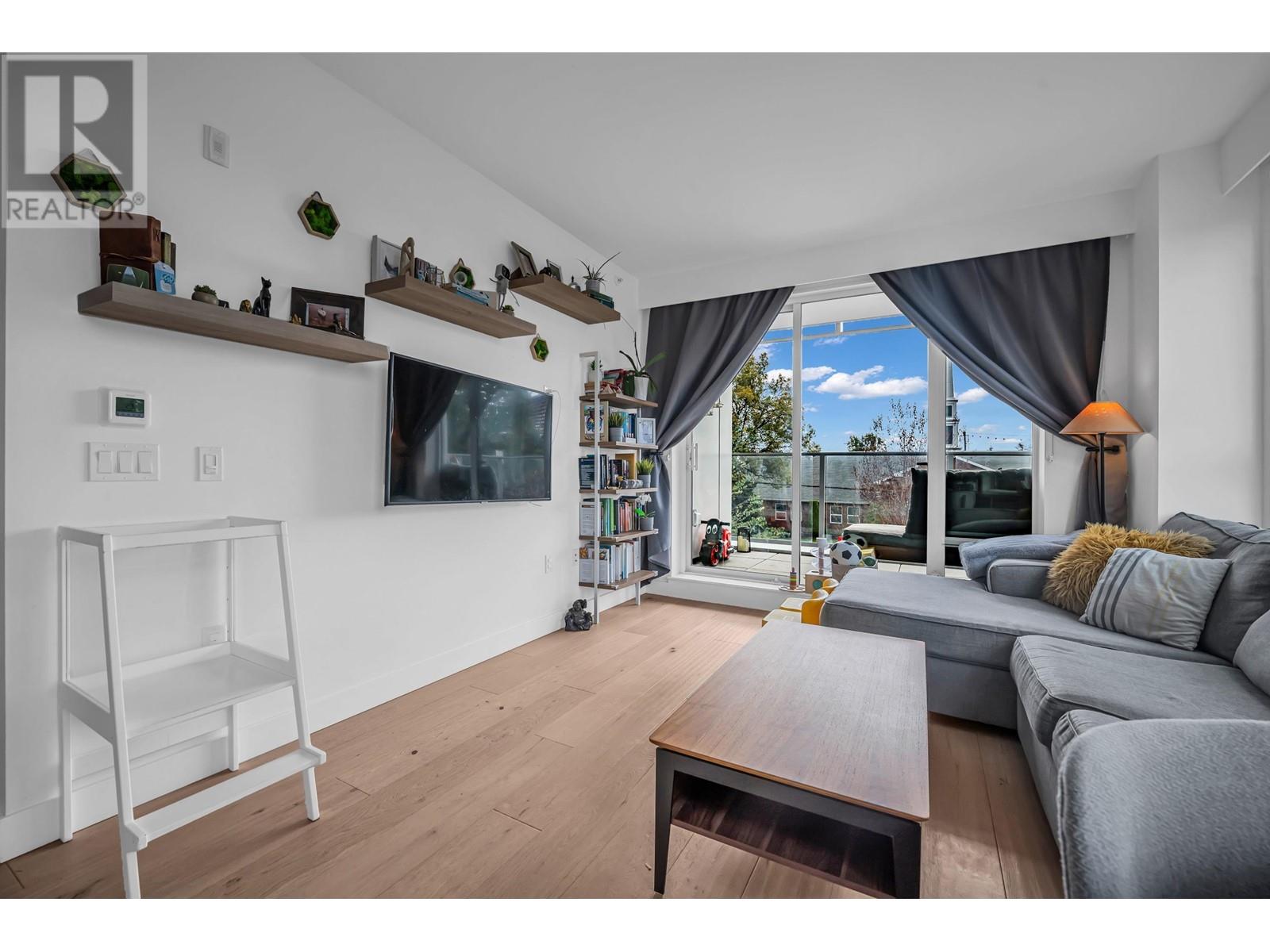 204 5693 Elizabeth Street, Vancouver, British Columbia  V5Y 3K1 - Photo 2 - R2821469