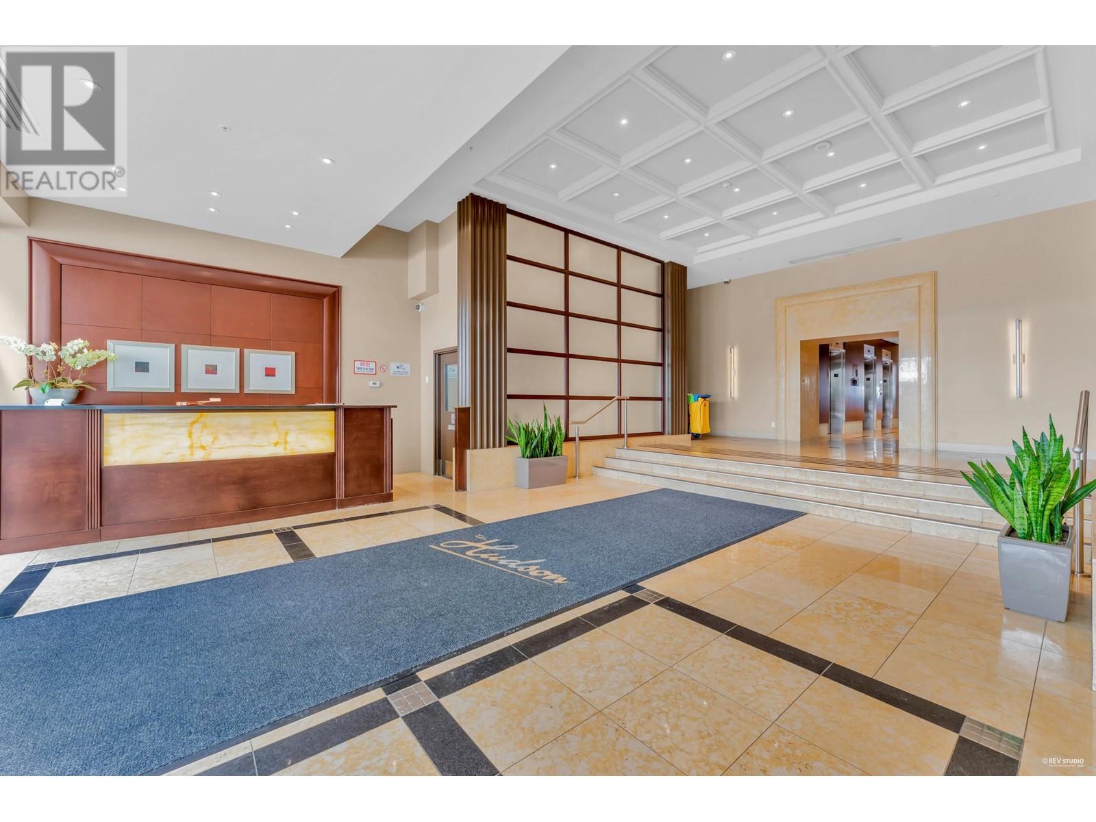2604 610 Granville Street, Vancouver, British Columbia  V6C 3T3 - Photo 2 - R2821505