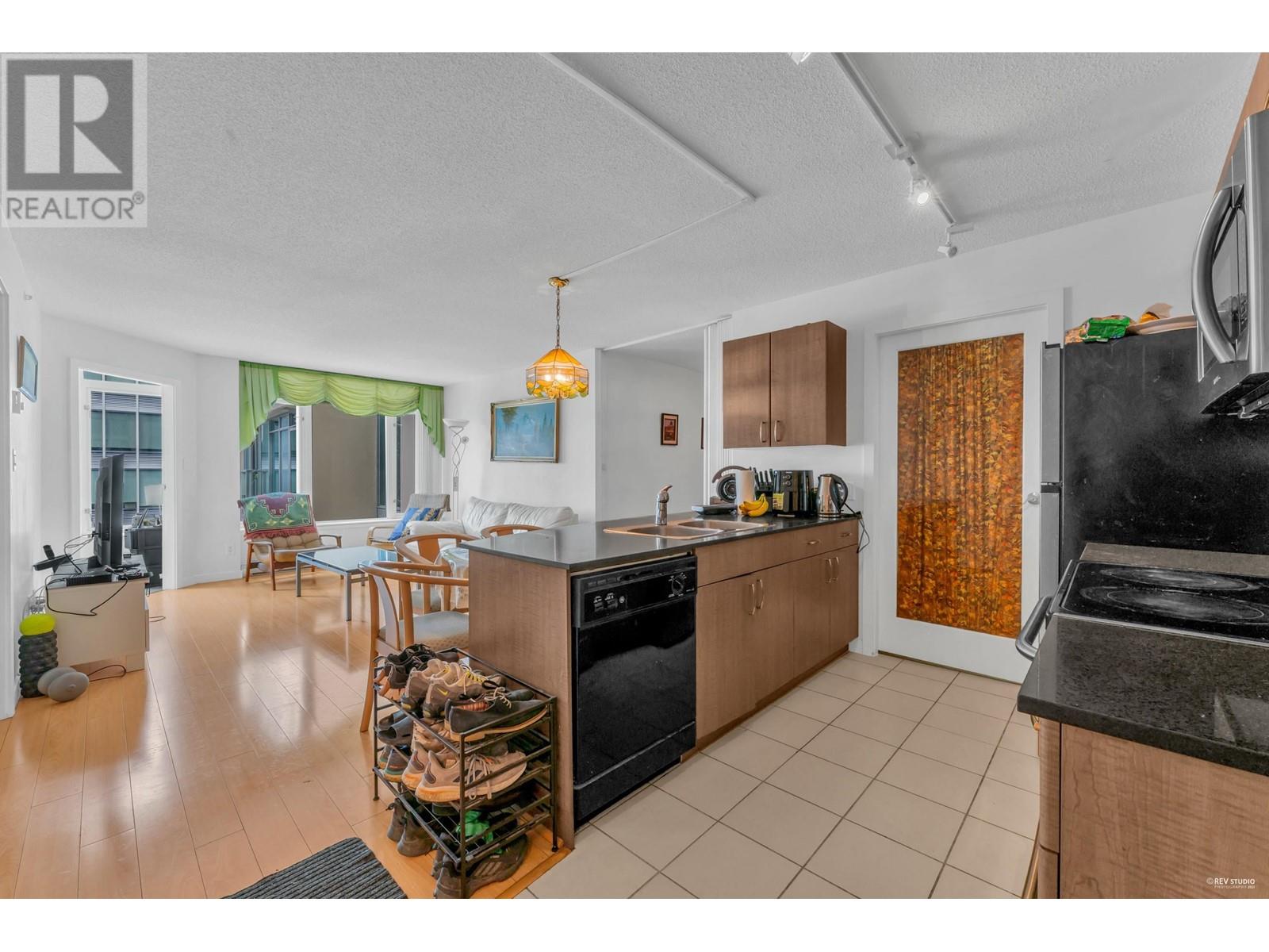 2604 610 Granville Street, Vancouver, British Columbia  V6C 3T3 - Photo 4 - R2821505