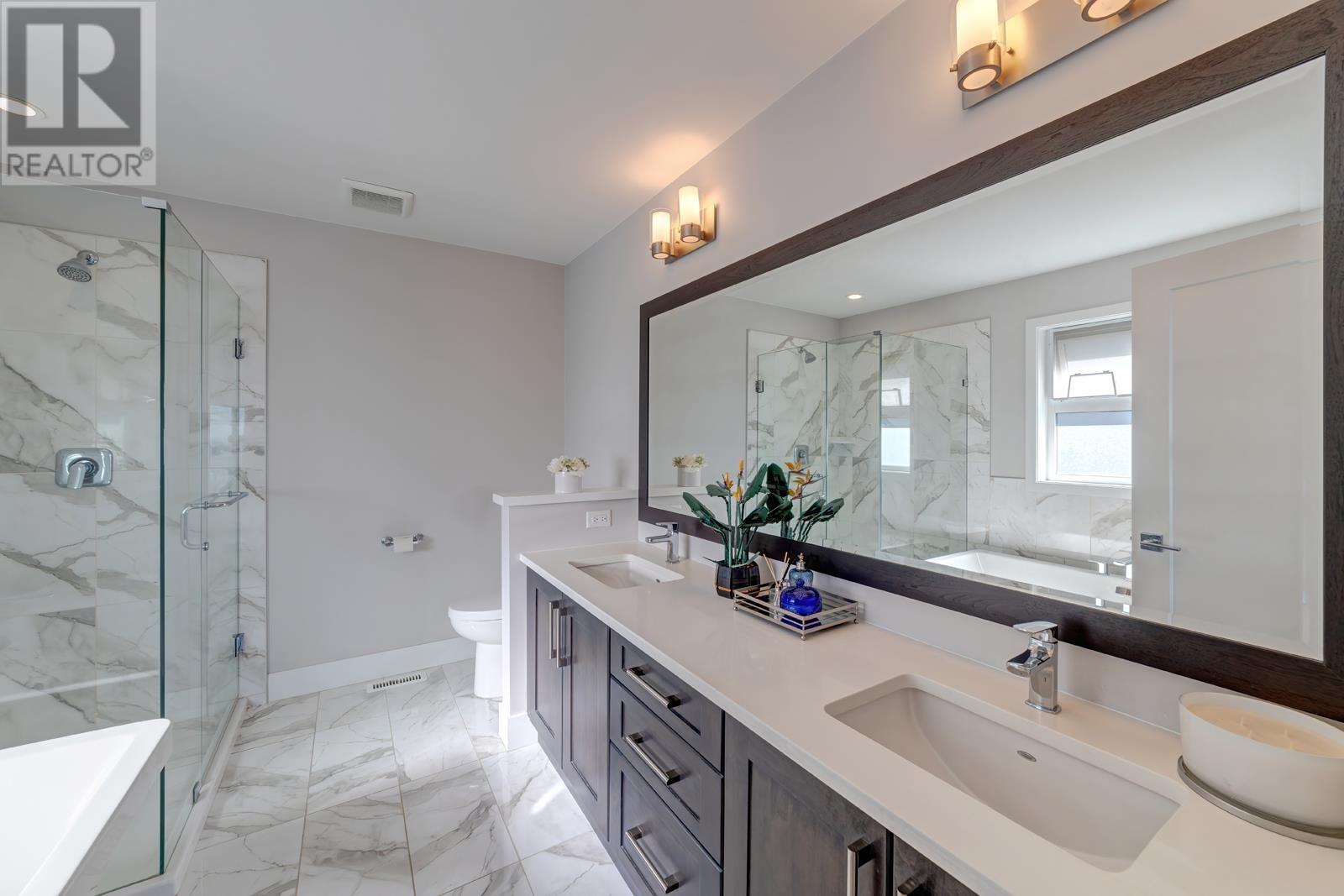 1429 Strawline Hill Street, Coquitlam, British Columbia  V3E 0L6 - Photo 20 - R2821148