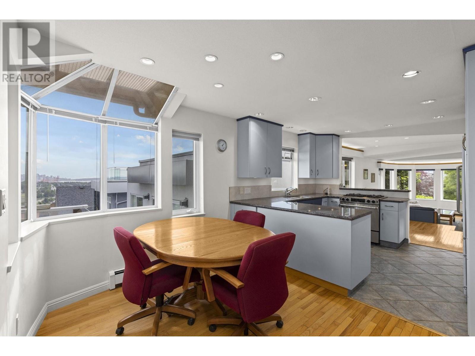 3676 Mcgill Street, Vancouver, British Columbia  V5K 1J4 - Photo 11 - R2821482