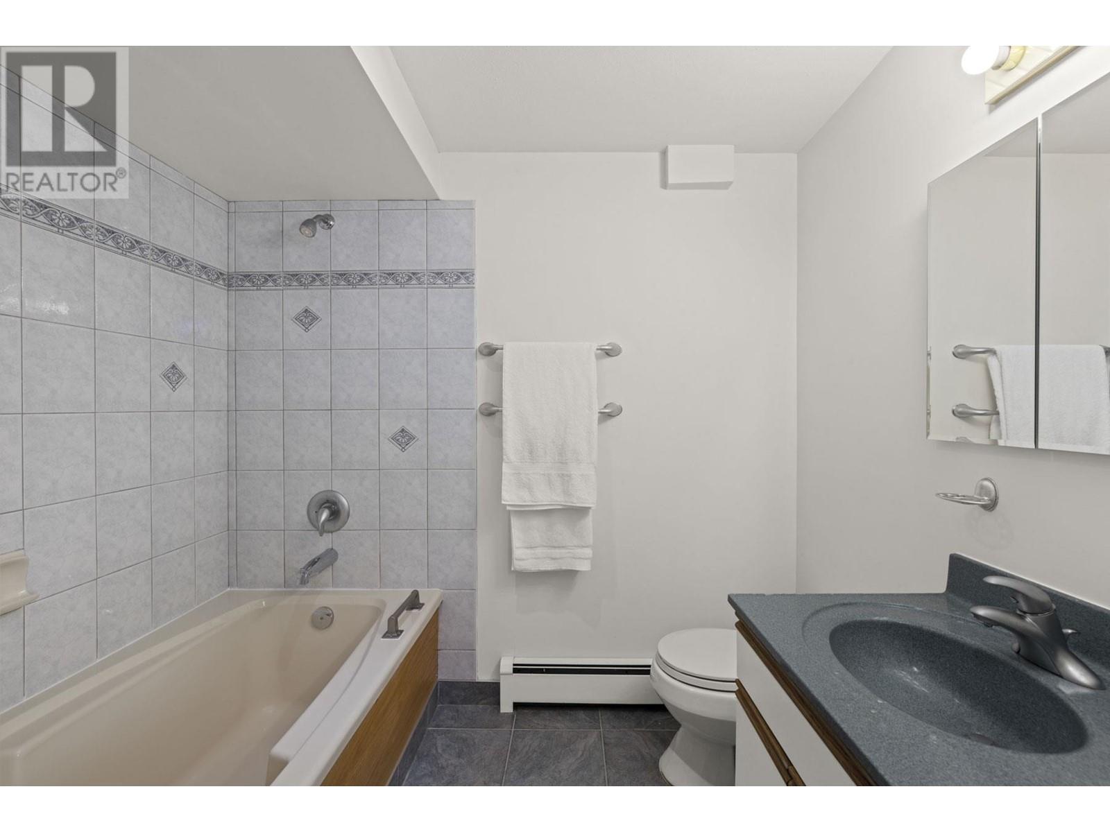 3676 Mcgill Street, Vancouver, British Columbia  V5K 1J4 - Photo 17 - R2821482