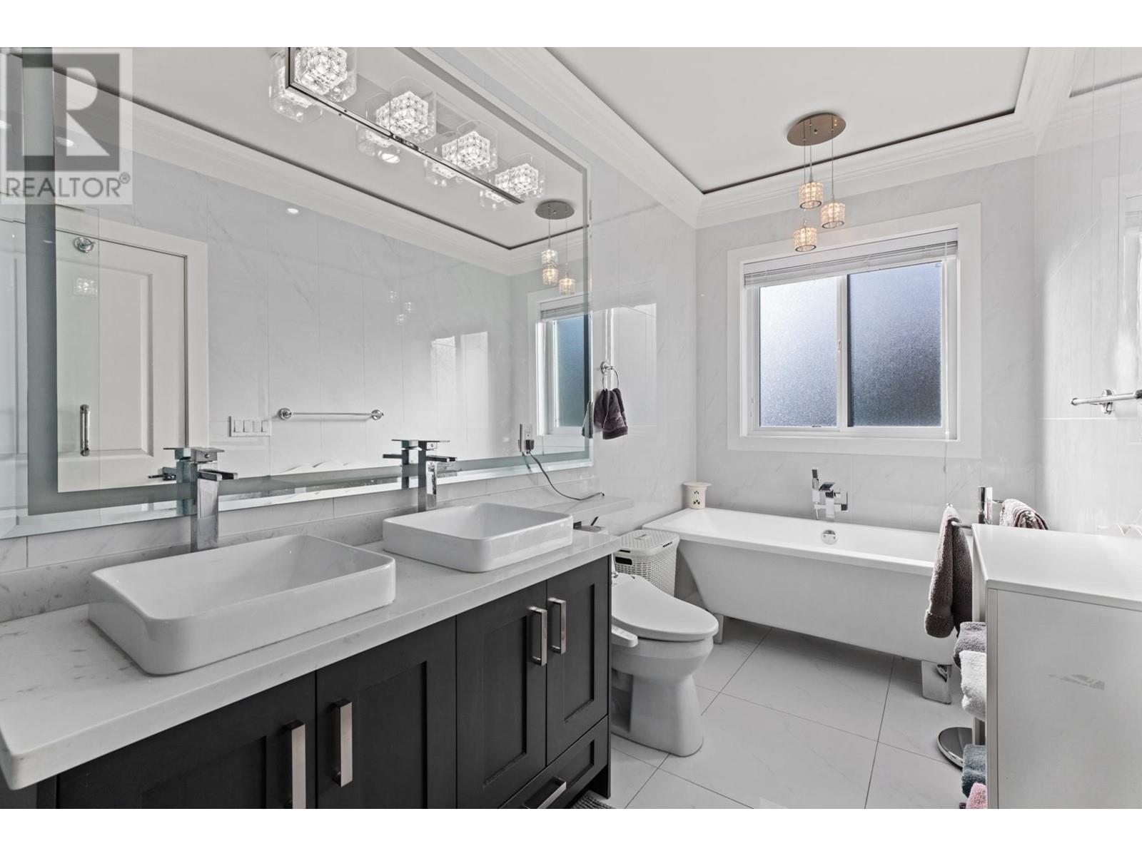 8957 Heather Street, Richmond, British Columbia  V6Y 2R7 - Photo 19 - R2821538