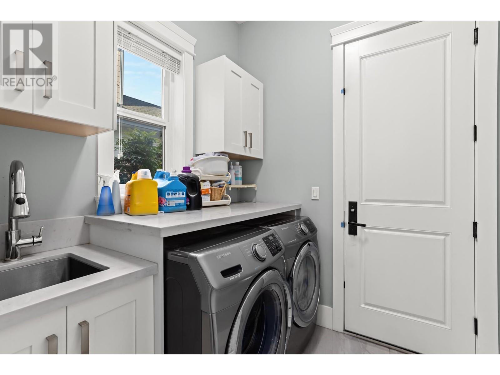 8957 Heather Street, Richmond, British Columbia  V6Y 2R7 - Photo 31 - R2821538