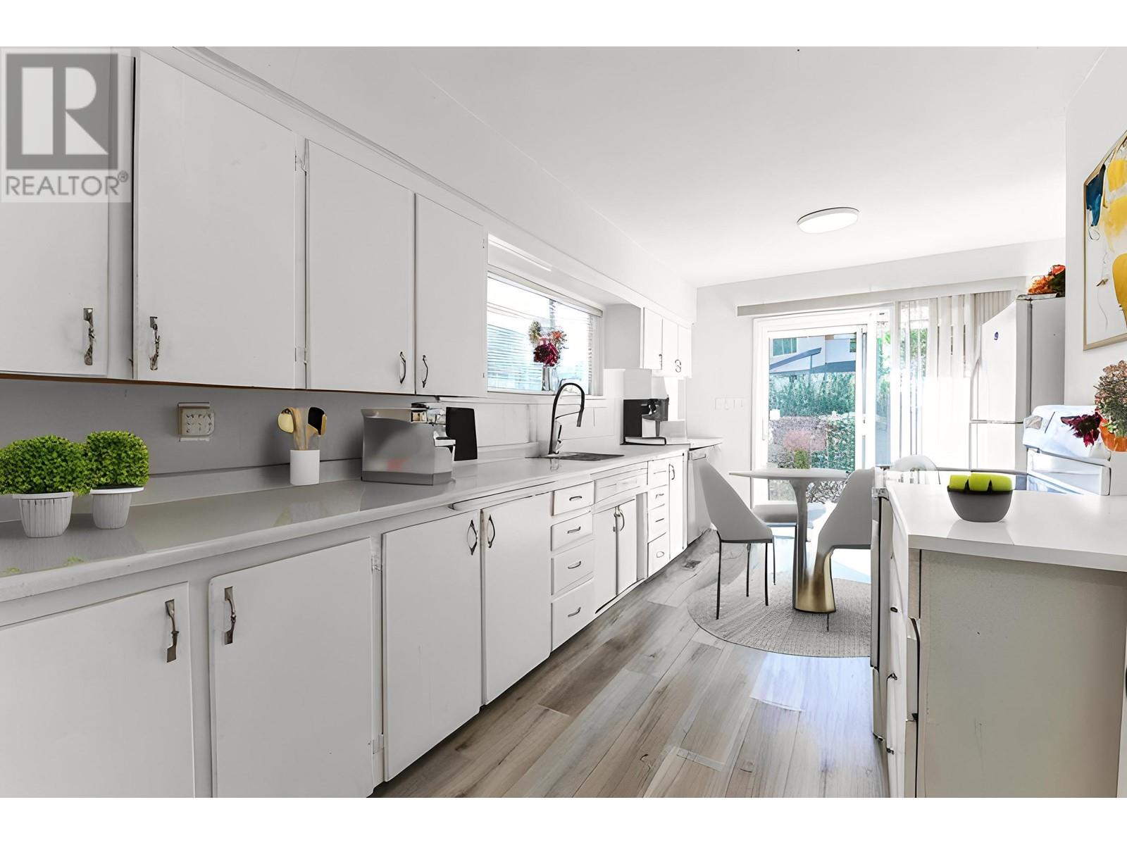 1428 Paisley Road, North Vancouver, British Columbia  V7R 1C3 - Photo 10 - R2821547