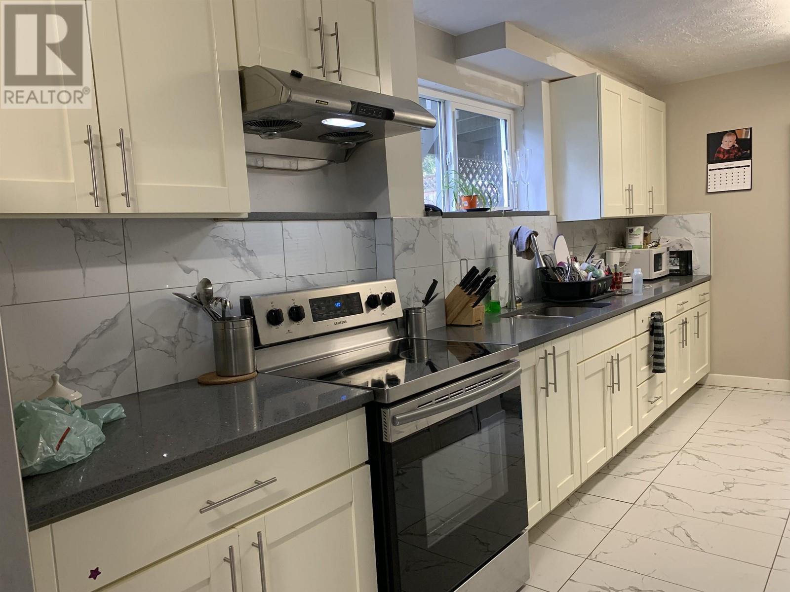 11945 Hall Street, Maple Ridge, British Columbia  V2X 5L9 - Photo 18 - R2821549