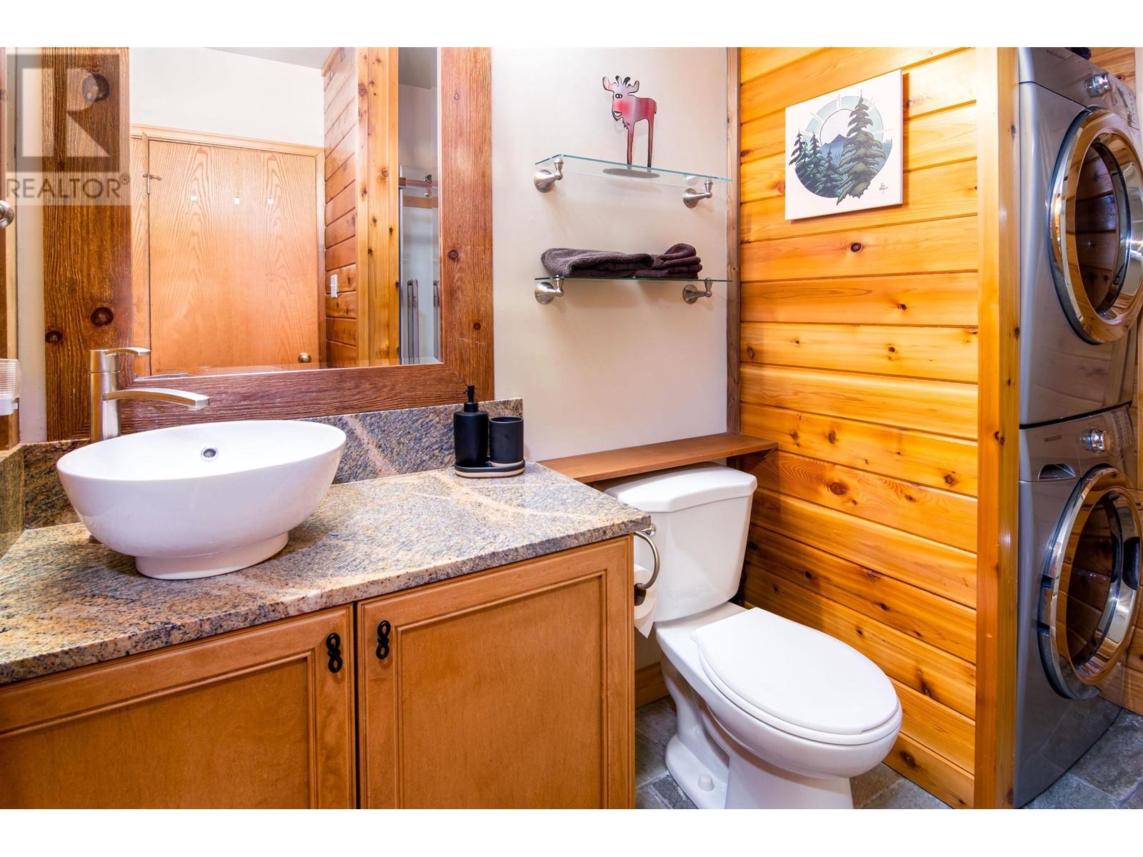 3230 Juniper Place, Whistler, British Columbia  V8E 0B8 - Photo 29 - R2821560