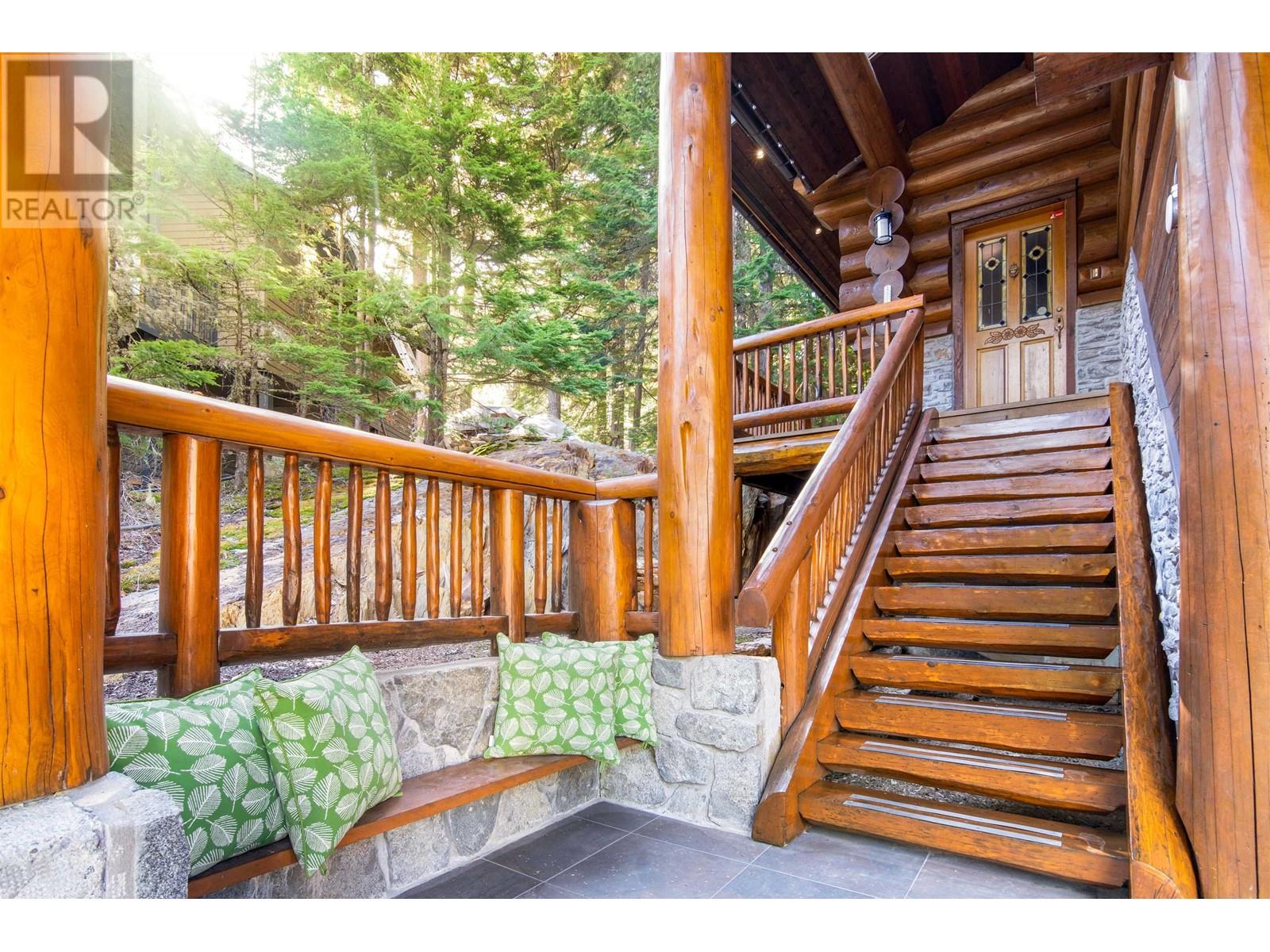 3230 Juniper Place, Whistler, British Columbia  V8E 0B8 - Photo 33 - R2821560