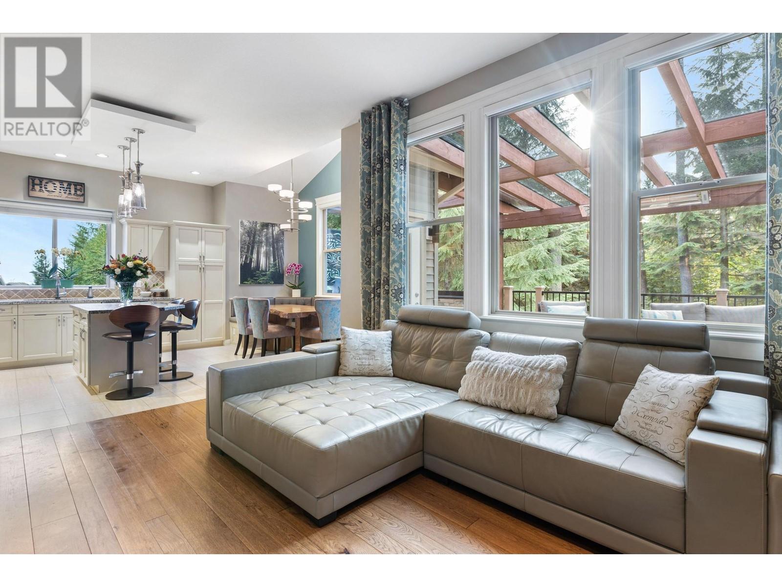 94 Hawthorn Drive, Port Moody, British Columbia  V3H 0C5 - Photo 10 - R2820911