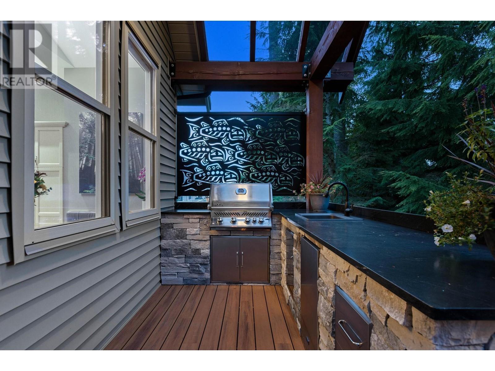 94 Hawthorn Drive, Port Moody, British Columbia  V3H 0C5 - Photo 16 - R2820911