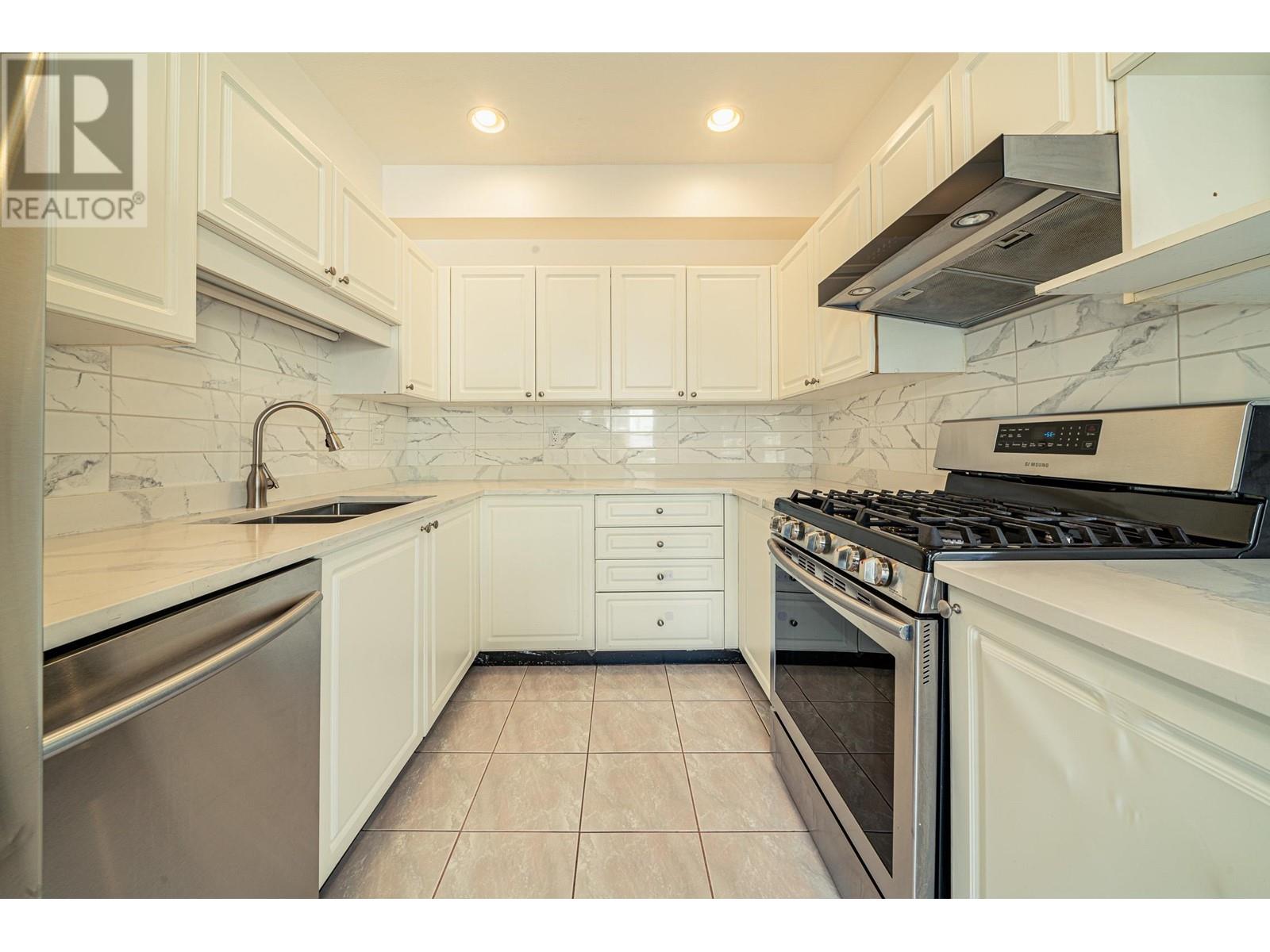 13 5840 Dover Crescent, Richmond, British Columbia  V7C 5P4 - Photo 12 - R2821388