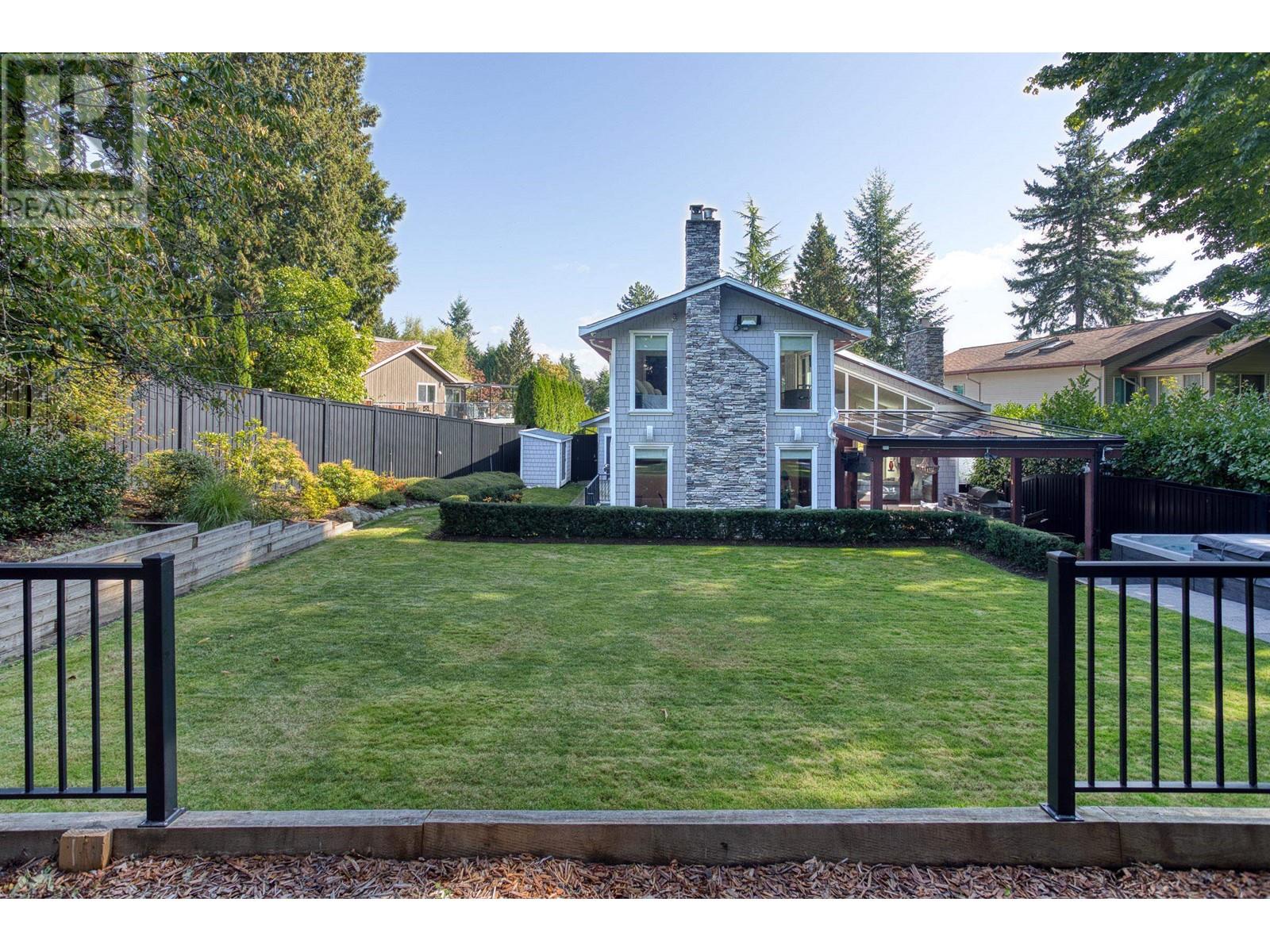 1312 Lansdowne Drive, Coquitlam, British Columbia  V3E 1K6 - Photo 29 - R2821496