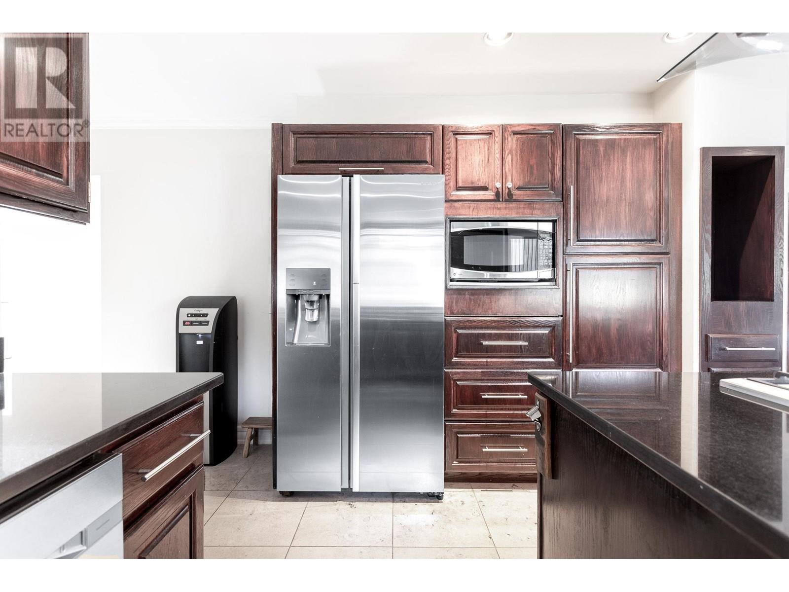 1312 Lansdowne Drive, Coquitlam, British Columbia  V3E 1K6 - Photo 9 - R2821496