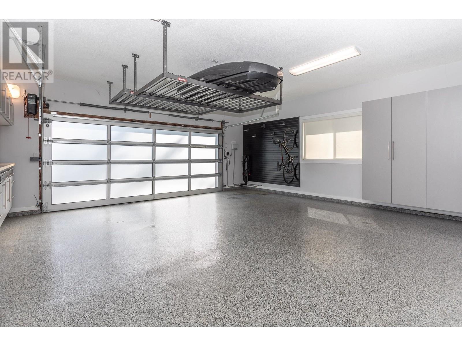 1312 Lansdowne Drive, Coquitlam, British Columbia  V3E 1K6 - Photo 27 - R2821496