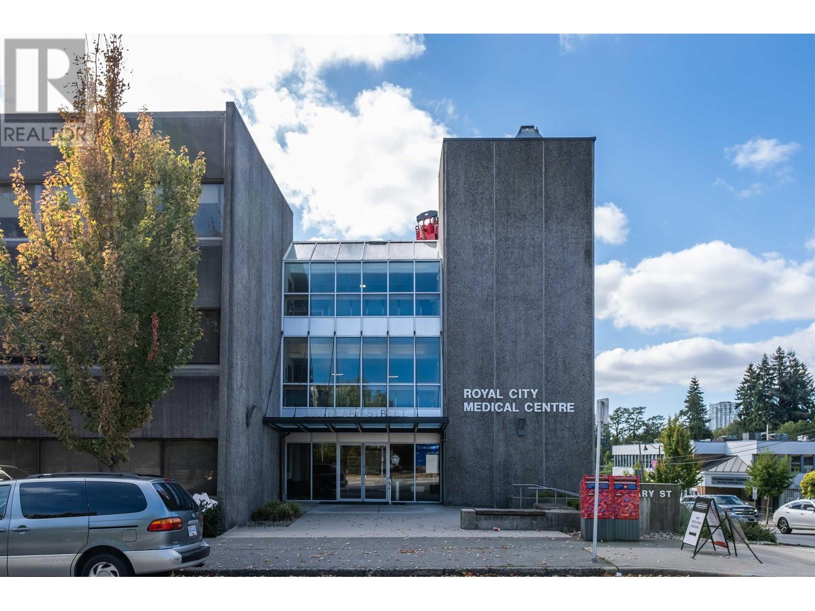 104 250 Keary Street, New Westminster, British Columbia  V3L 5E7 - Photo 2 - C8054653