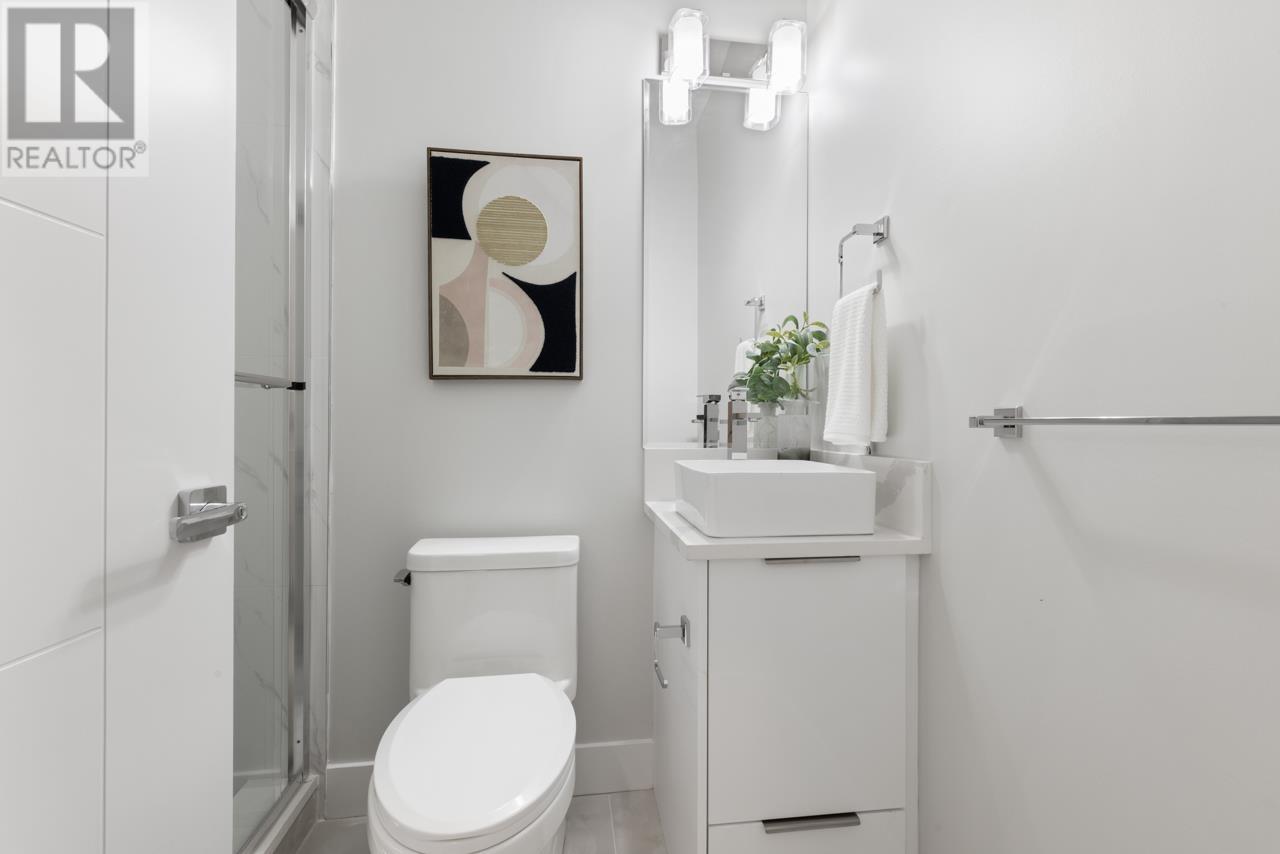 251 W 18th Street, North Vancouver, British Columbia  V7M 1W7 - Photo 29 - R2821344