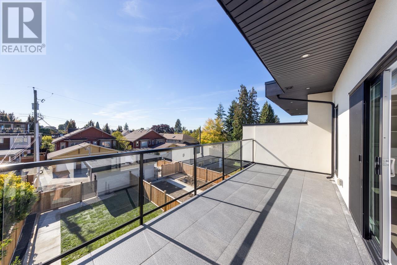 251 W 18th Street, North Vancouver, British Columbia  V7M 1W7 - Photo 22 - R2821344