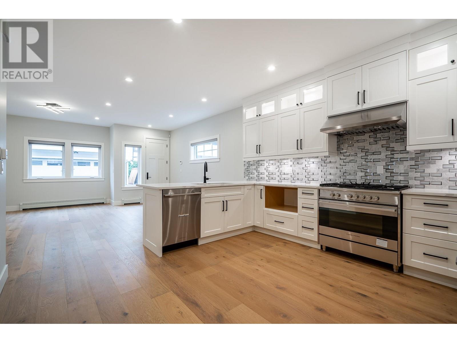 4907a 53 Street, Delta, British Columbia  V4K 2Z3 - Photo 8 - R2817696