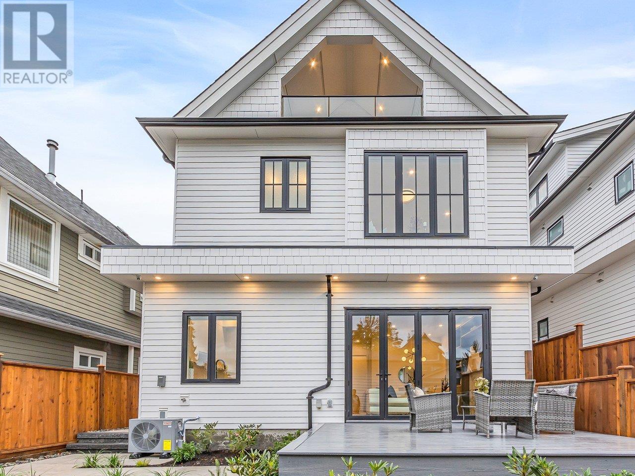 965 E 15 Avenue, Vancouver, British Columbia  V5T 2S3 - Photo 3 - R2821256