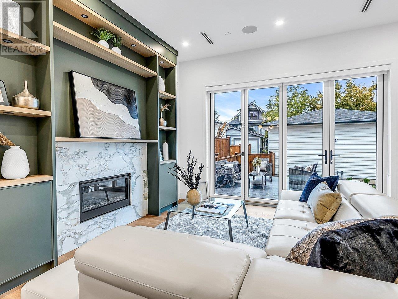 965 E 15 Avenue, Vancouver, British Columbia  V5T 2S3 - Photo 9 - R2821256