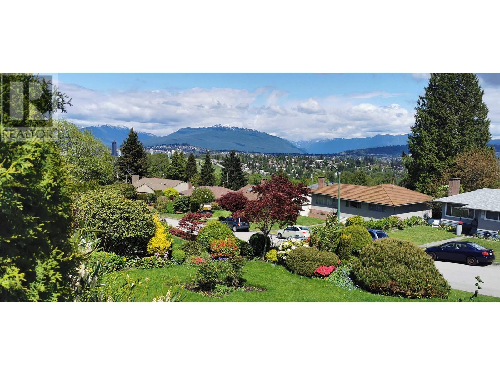 5681 Sardis Crescent, Burnaby, British Columbia  V5H 3K4 - Photo 1 - R2819586