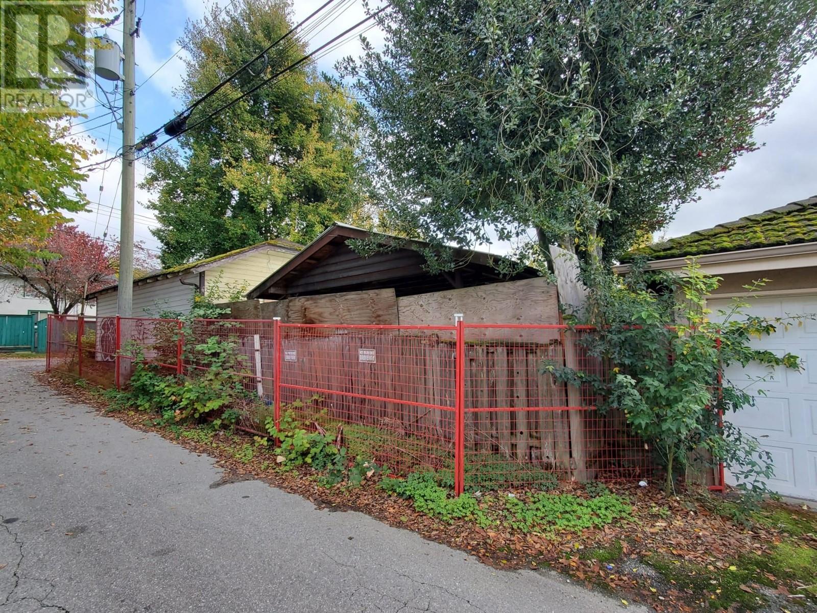 2115 W 18 Avenue, Vancouver, British Columbia  V6L 1A3 - Photo 5 - R2821377