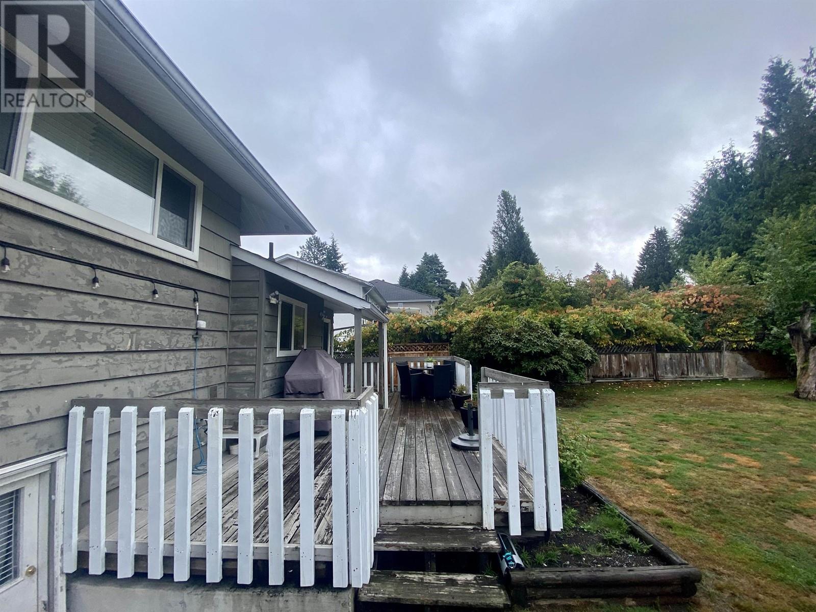 850 Smith Avenue, Coquitlam, British Columbia  V3J 2X2 - Photo 15 - R2821449