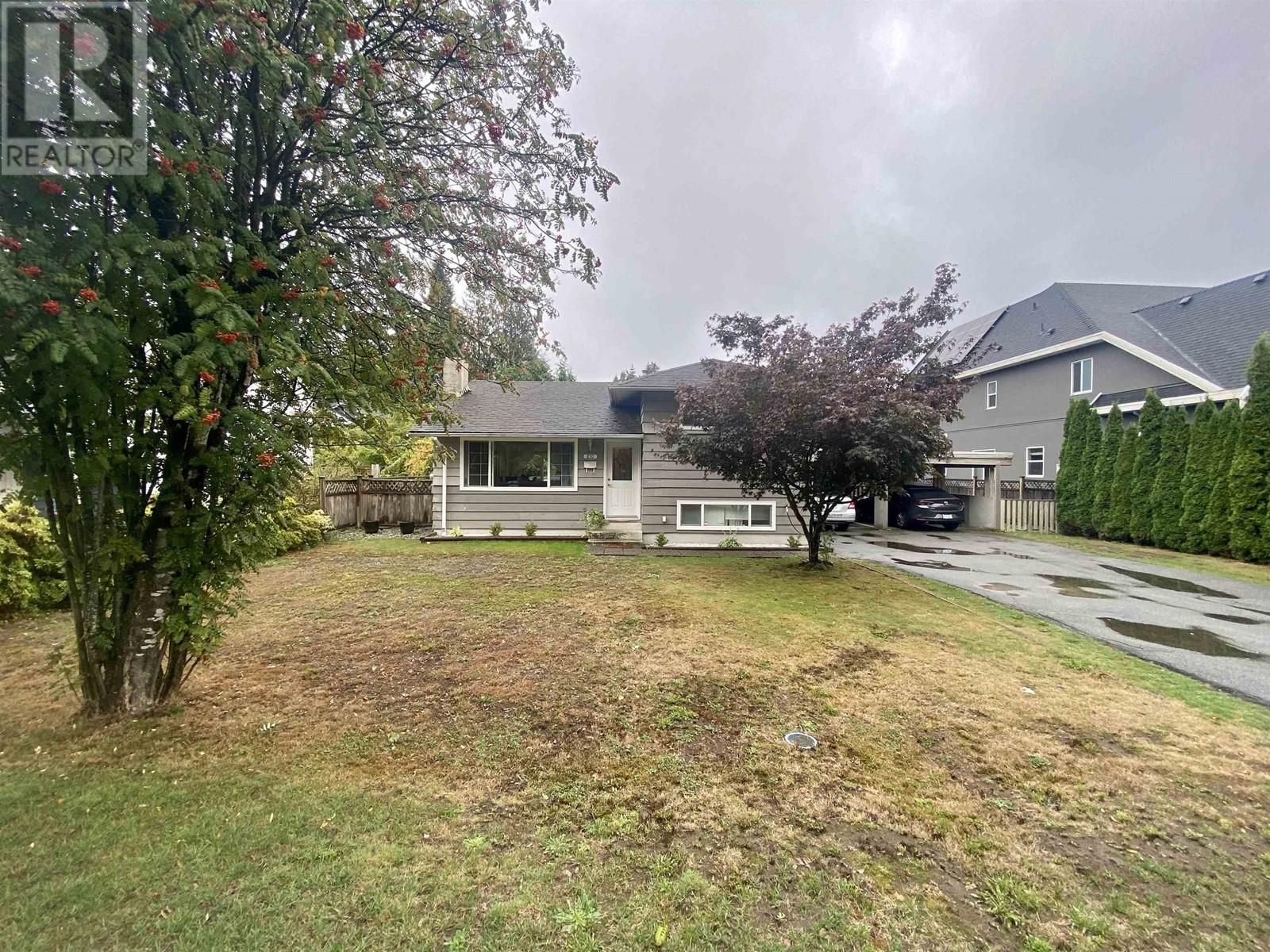 850 SMITH AVENUE, coquitlam, British Columbia