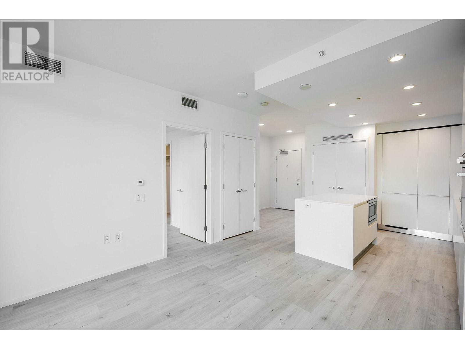 402 3809 Evergreen Place, Burnaby, British Columbia  V3J 0M1 - Photo 7 - R2821554