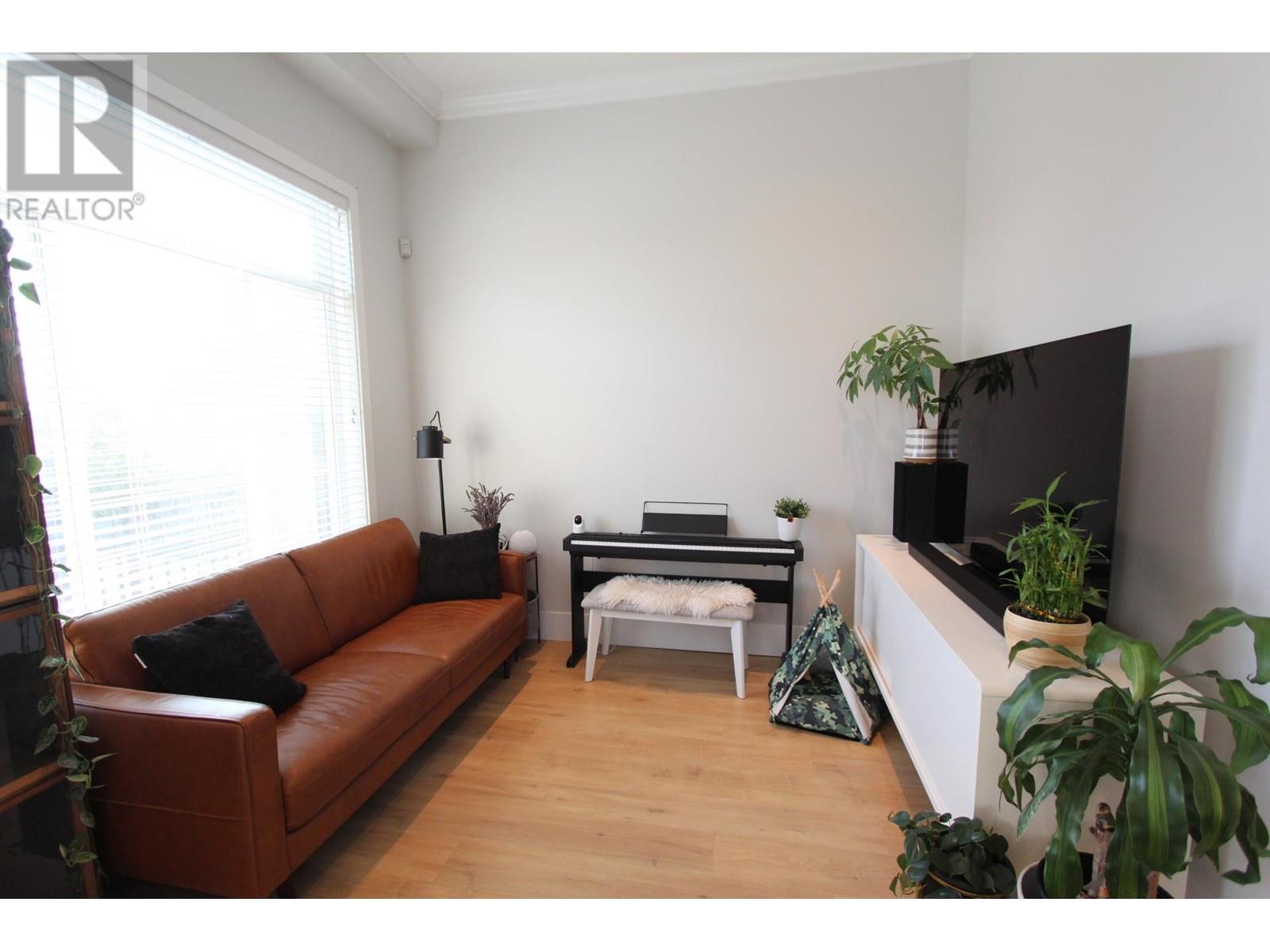 3 3868 Pender Street, Burnaby, British Columbia  V5C 2L5 - Photo 6 - R2819124