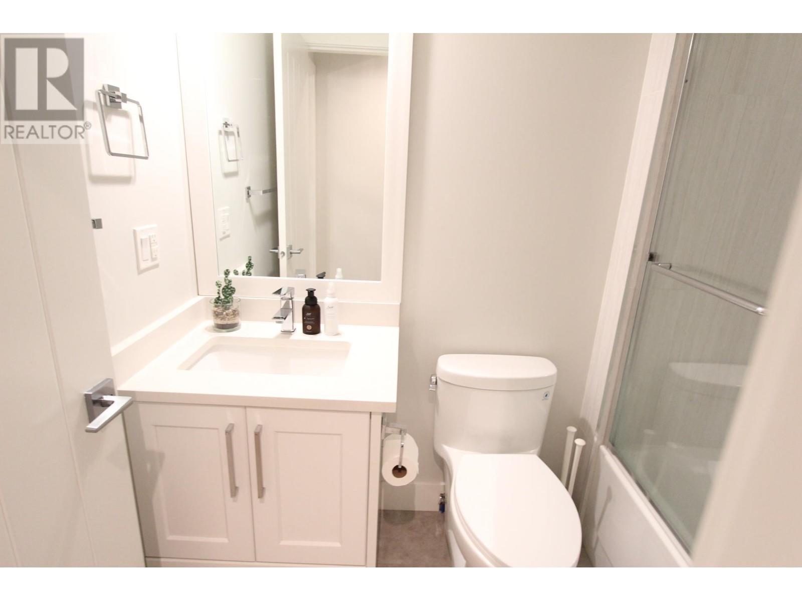 3 3868 Pender Street, Burnaby, British Columbia  V5C 2L5 - Photo 15 - R2819124