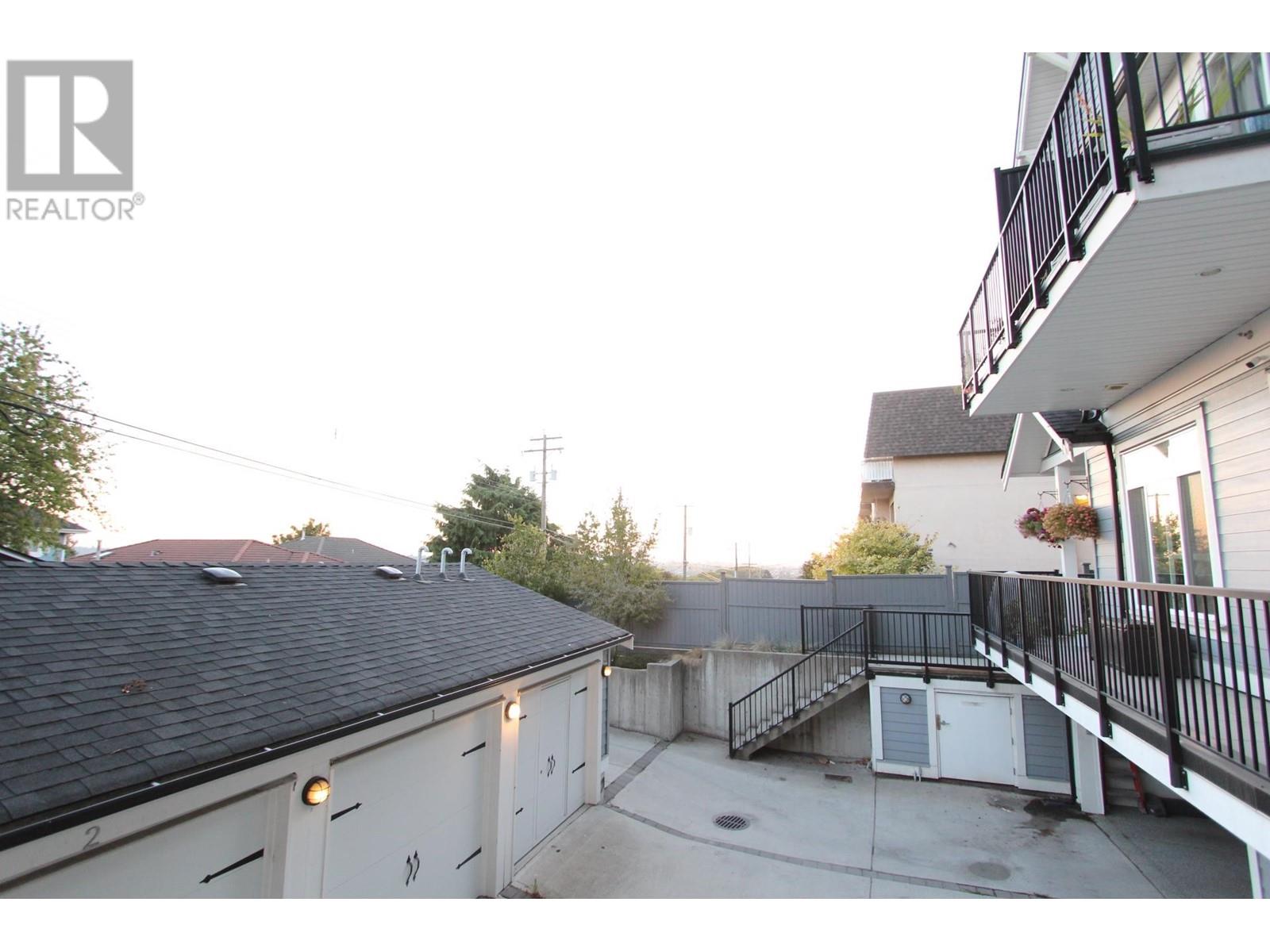 3 3868 Pender Street, Burnaby, British Columbia  V5C 2L5 - Photo 30 - R2819124