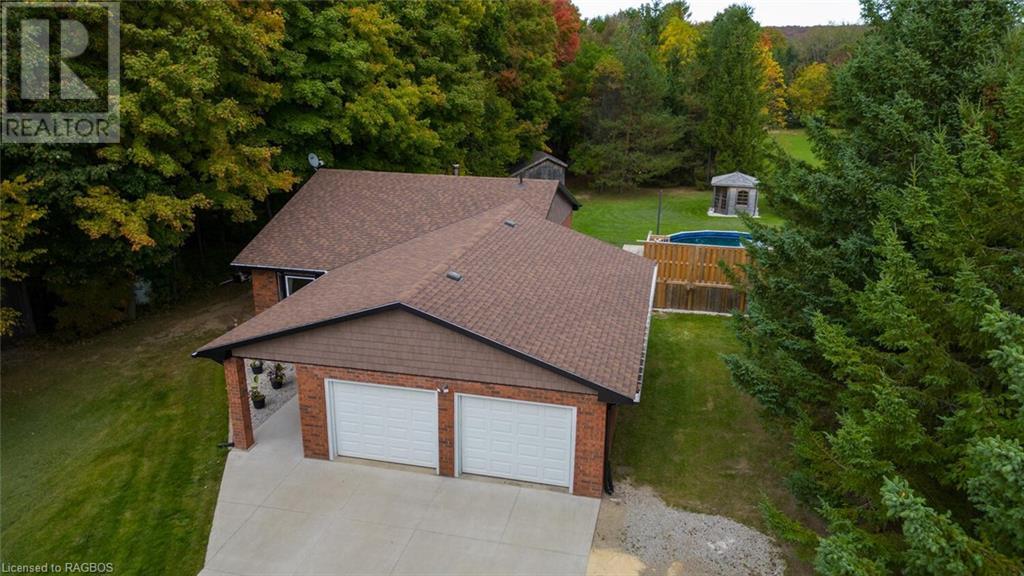 395553 Concession Road 2 Concession, Chatsworth (Twp), Ontario  N0G 2V0 - Photo 2 - 40492899