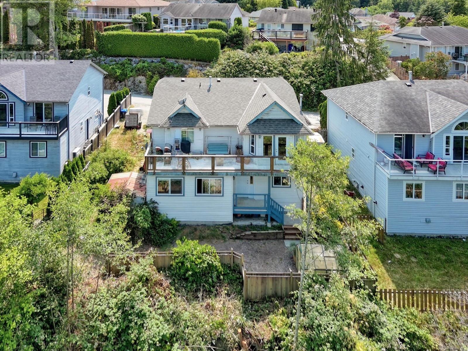 5866C TURNSTONE CRESCENT, sechelt, British Columbia