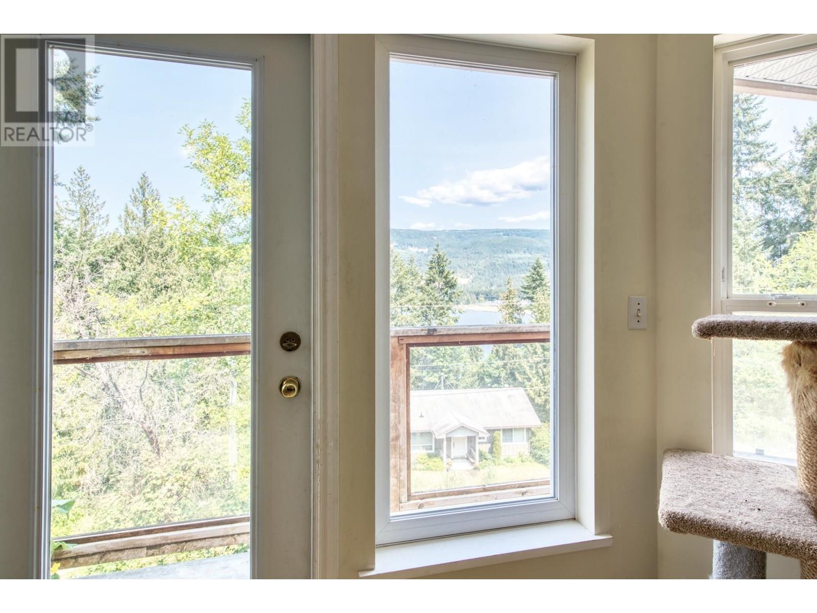 5866c Turnstone Crescent, Sechelt, British Columbia  V7Z 0L9 - Photo 27 - R2821604